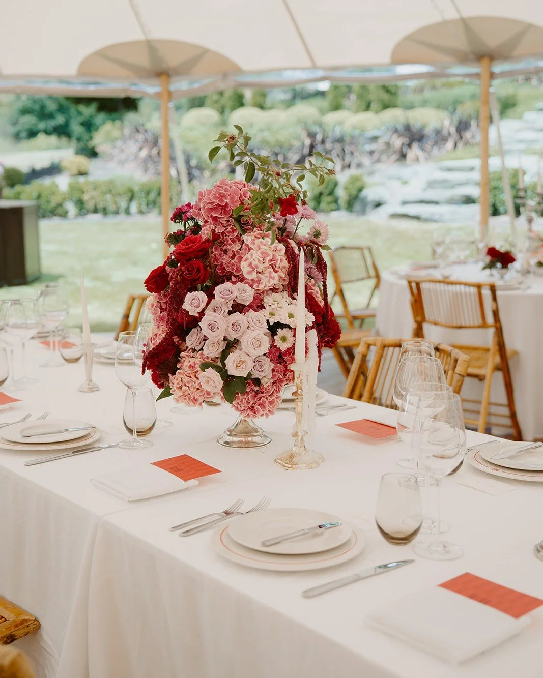 Lots of lovely custom stationery details for this beautiful wedding, menus, place cards and table name plate decals, all styled perfectly and surrounded by lush florals 🌸
~
 #inkertinker #inkertinkerweddings #weddinginspo #weddingplanner #weddingflo