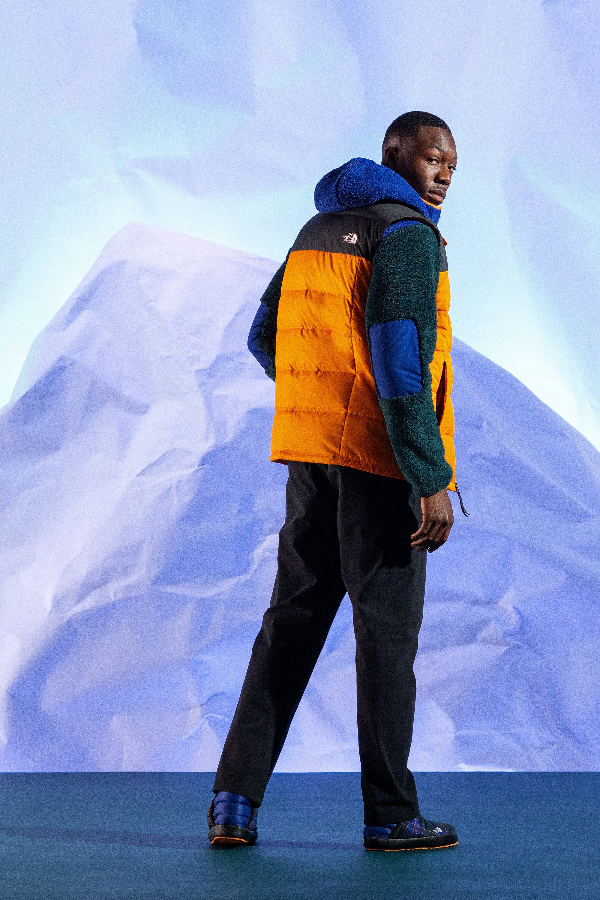 TNF_FW22_BFCMHoliday_BF_MLook1_Nemo_6895_crop.jpg