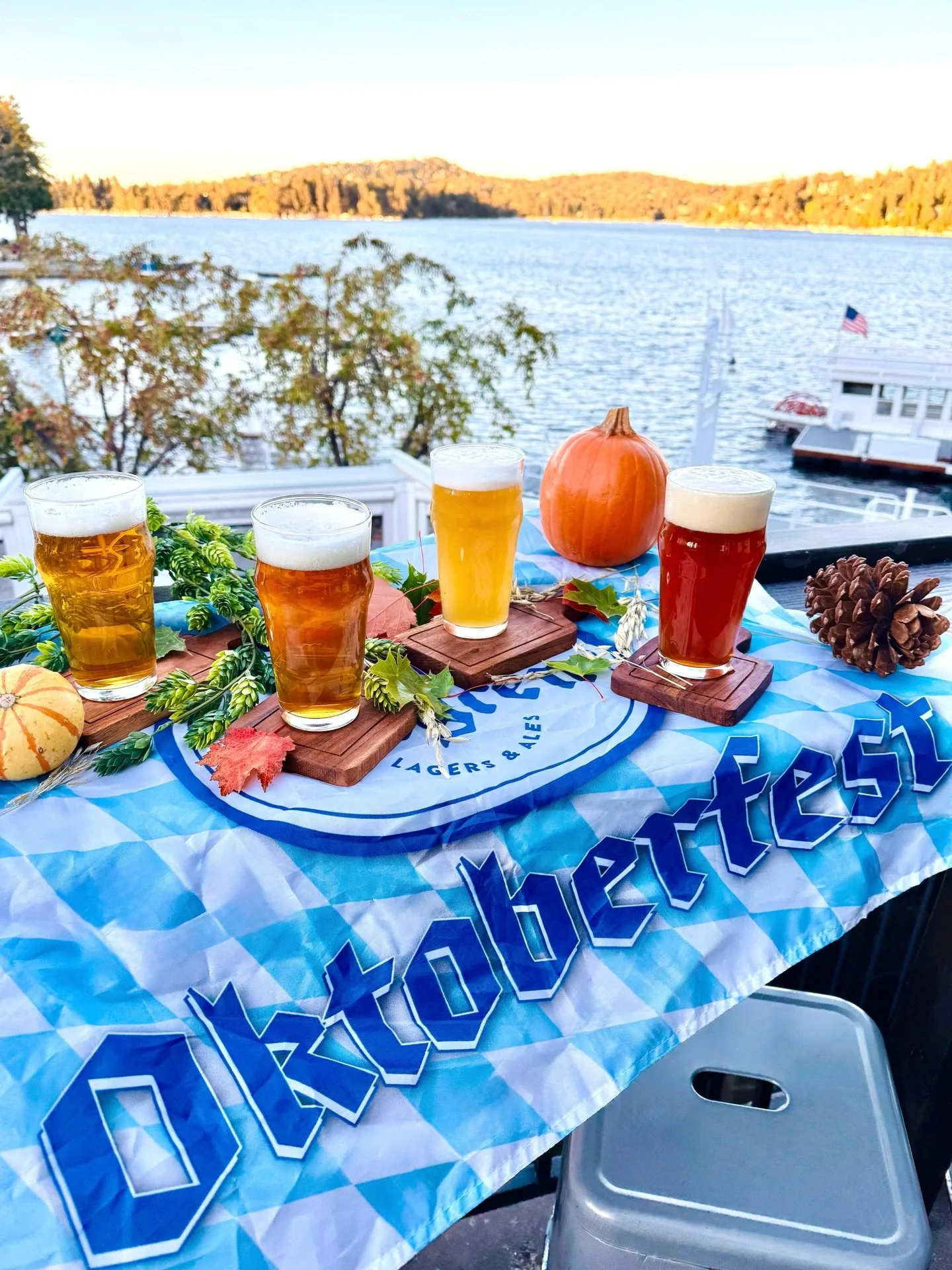 🍻 Prost! Cheers to the weekend, everyone! Have you tried some of our authentic Oktoberfest-style beers, yet? 
🍁 It’s always #Oktoberfest at the Tap Room- with our delicious brats, large Brauhaus pretzels and tasty beer, all year round! 
🍺