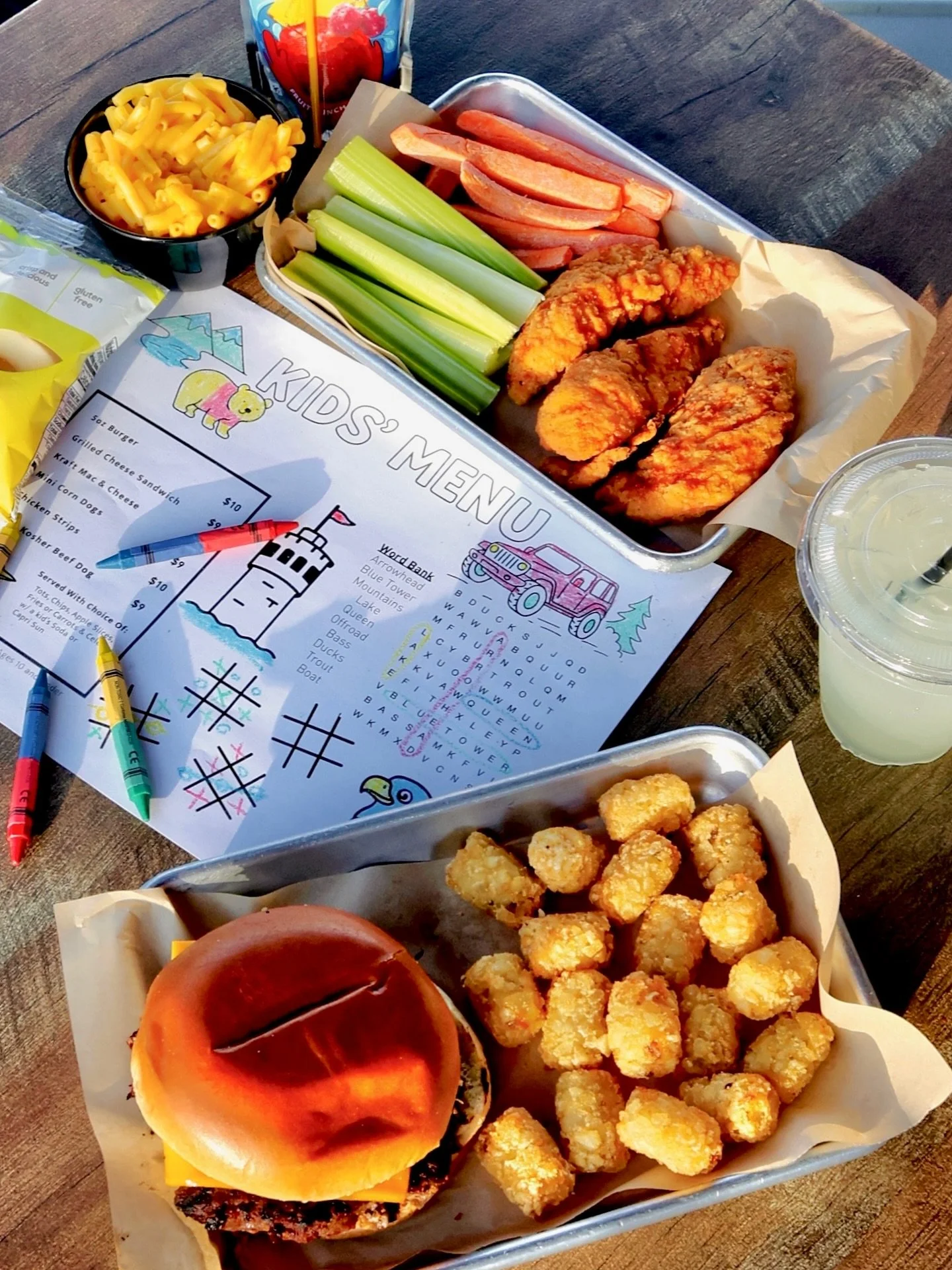 🖍️ Have your little ones been enjoying the new designs and games, on our crayon-friendly #kidsmenu? 

🎨 We have a few different versions (inspired by the mountains &amp; #LakeArrowhead) so your kids can have new adventures next time you visit! 

👉