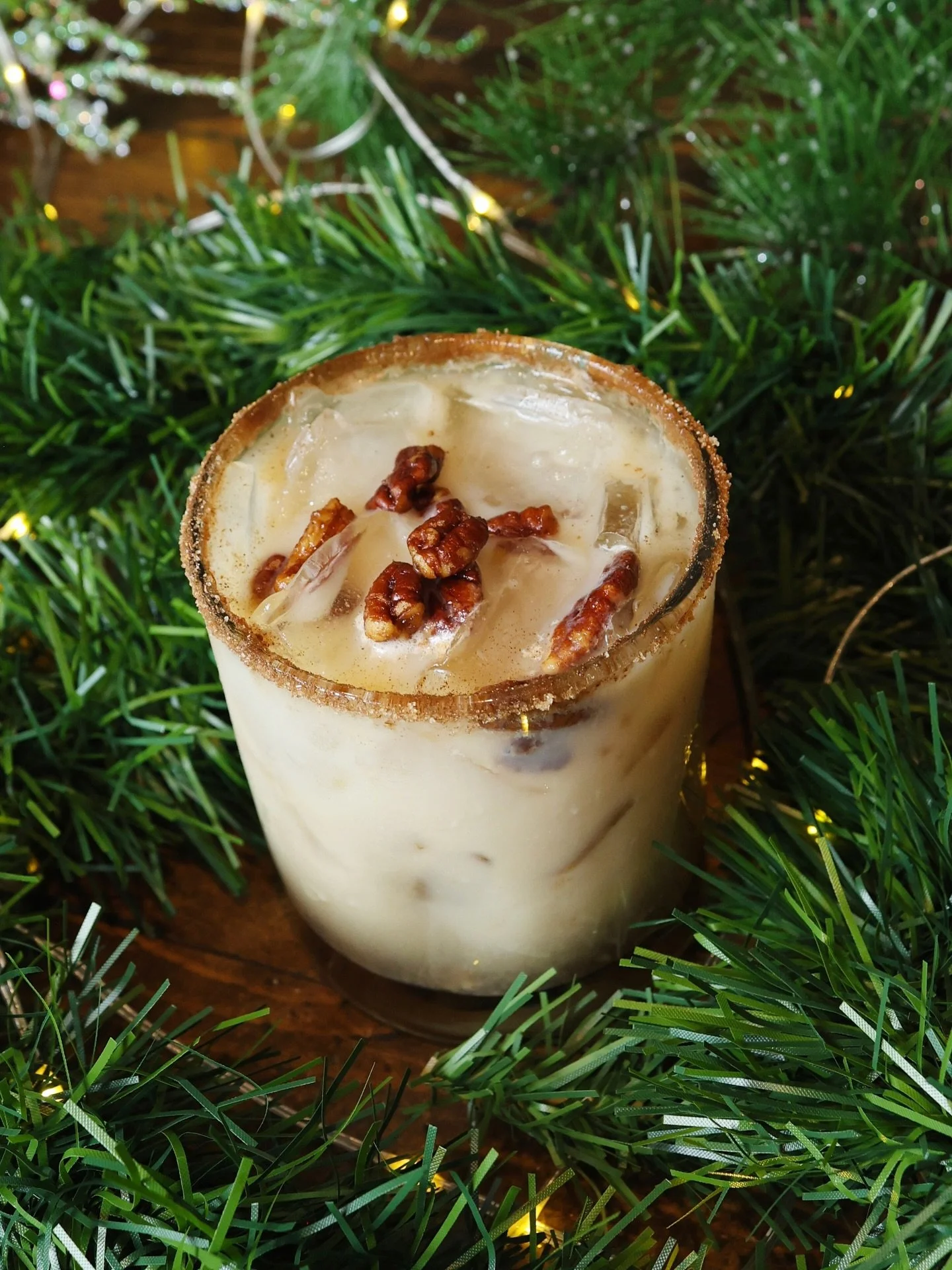 ❄️ &ldquo;Careful, man, there&rsquo;s a beverage here!&rdquo; 

👉🏼 Our current Cocktail of the Month, &ldquo;Frosty Nuts,&rdquo; is the perfect drink on a cold day! It&rsquo;s like a #WhiteRussian with a hint of pecan. #thedudeabides #cheers