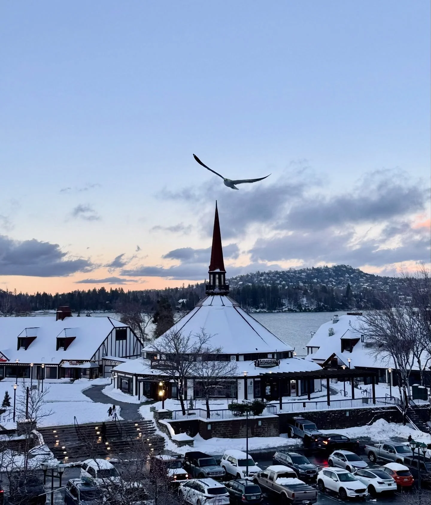 ❄️ The snow storm has us closed for the day, again! Thanks for bearing with us- as internet &amp; power has been off around the mountain for most of the day. 

🍻 Tomorrow we'll be ready to help you warm up with a drink (or two) after all that shovel