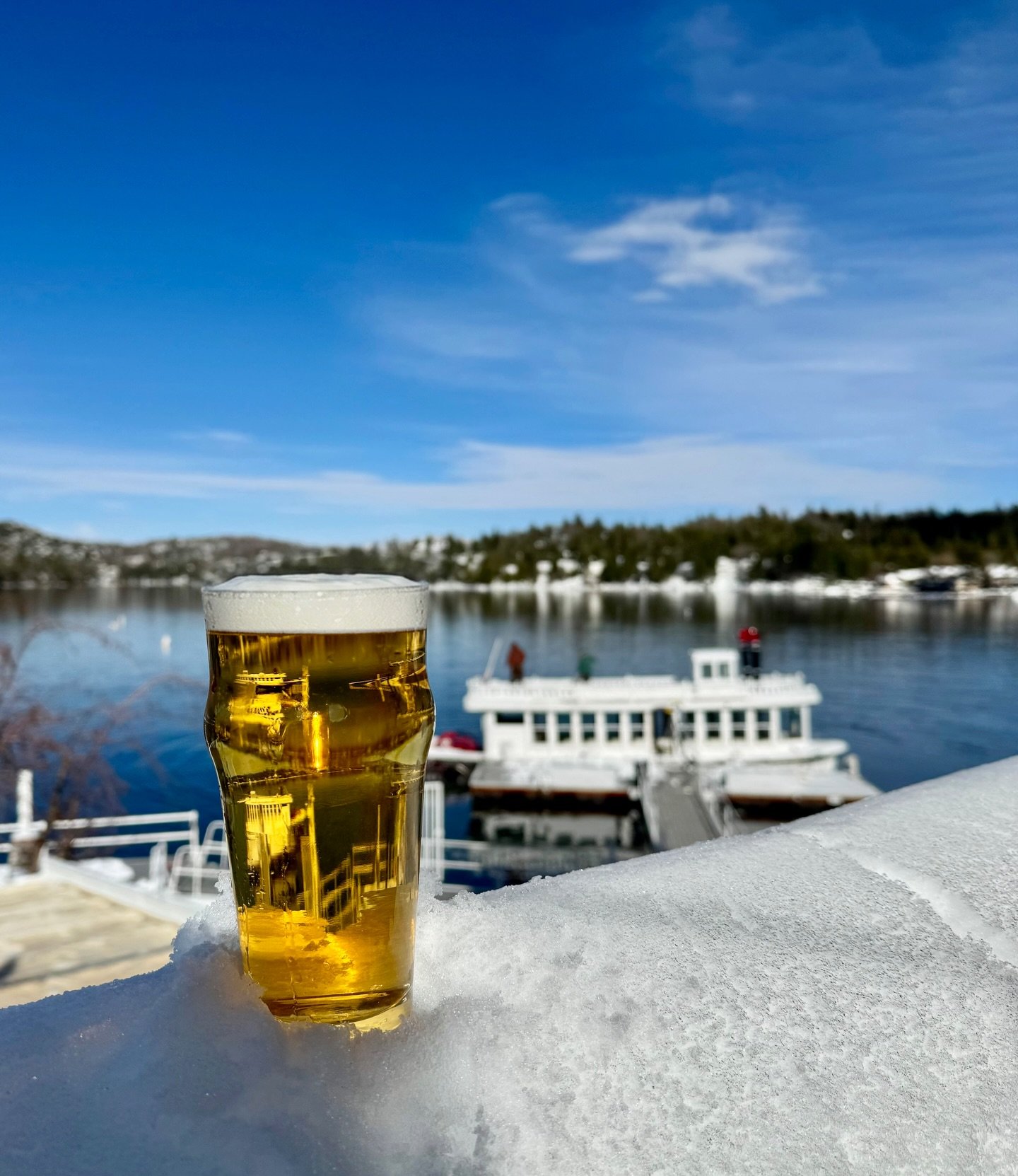 🍻 The sunshine is back and so are we! Your frosty beer awaits. See you soon! #Cheers