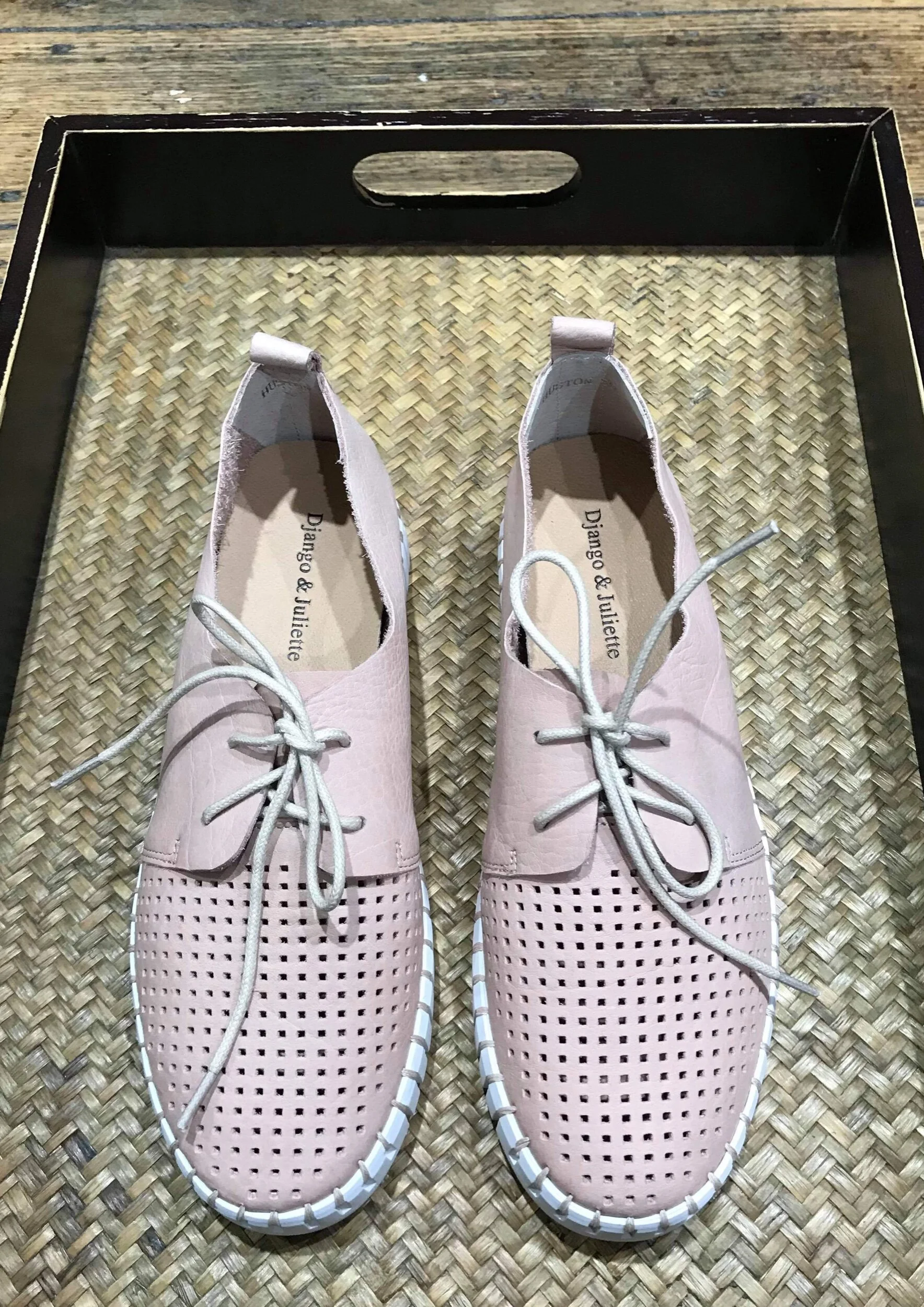 564821B3-58FC-4A72-BB4E-D5EFC9DEECFA