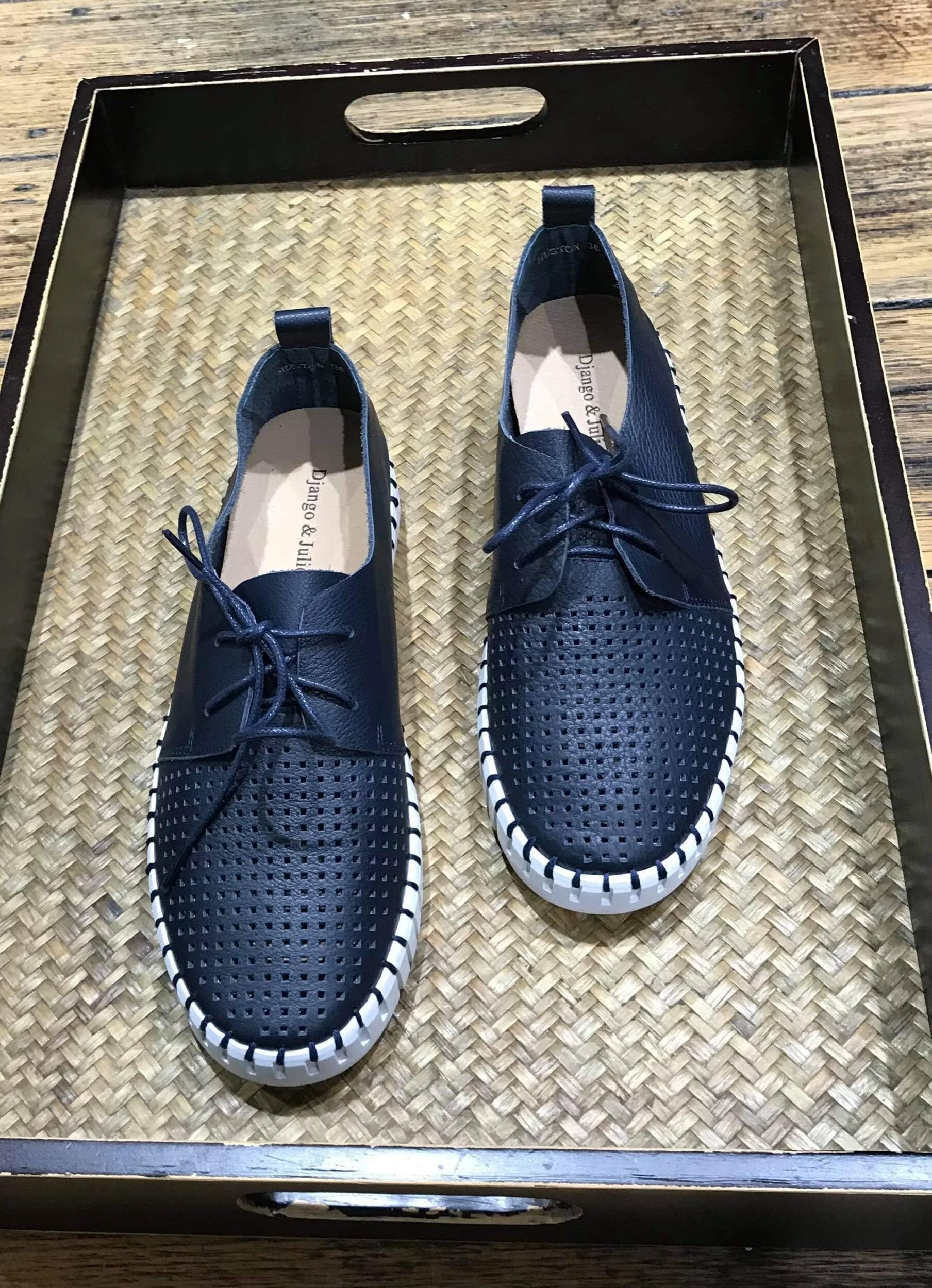 F6232141-ED98-489D-9BB6-7D6B6DC563DD