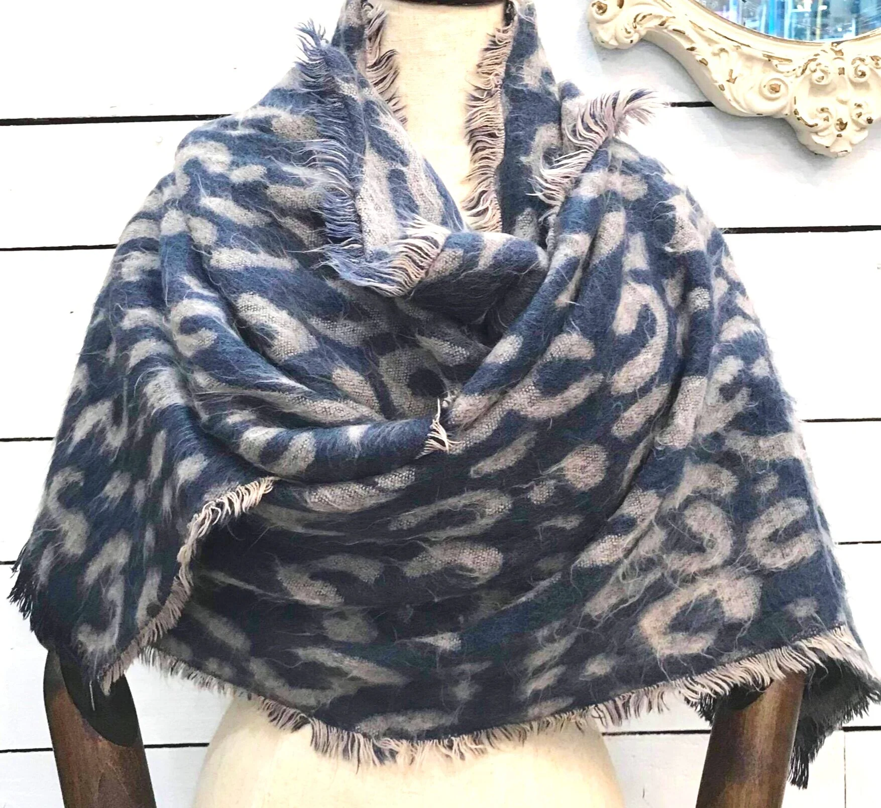 E772482F-14F9-4992-B1C7-A711B94F5038