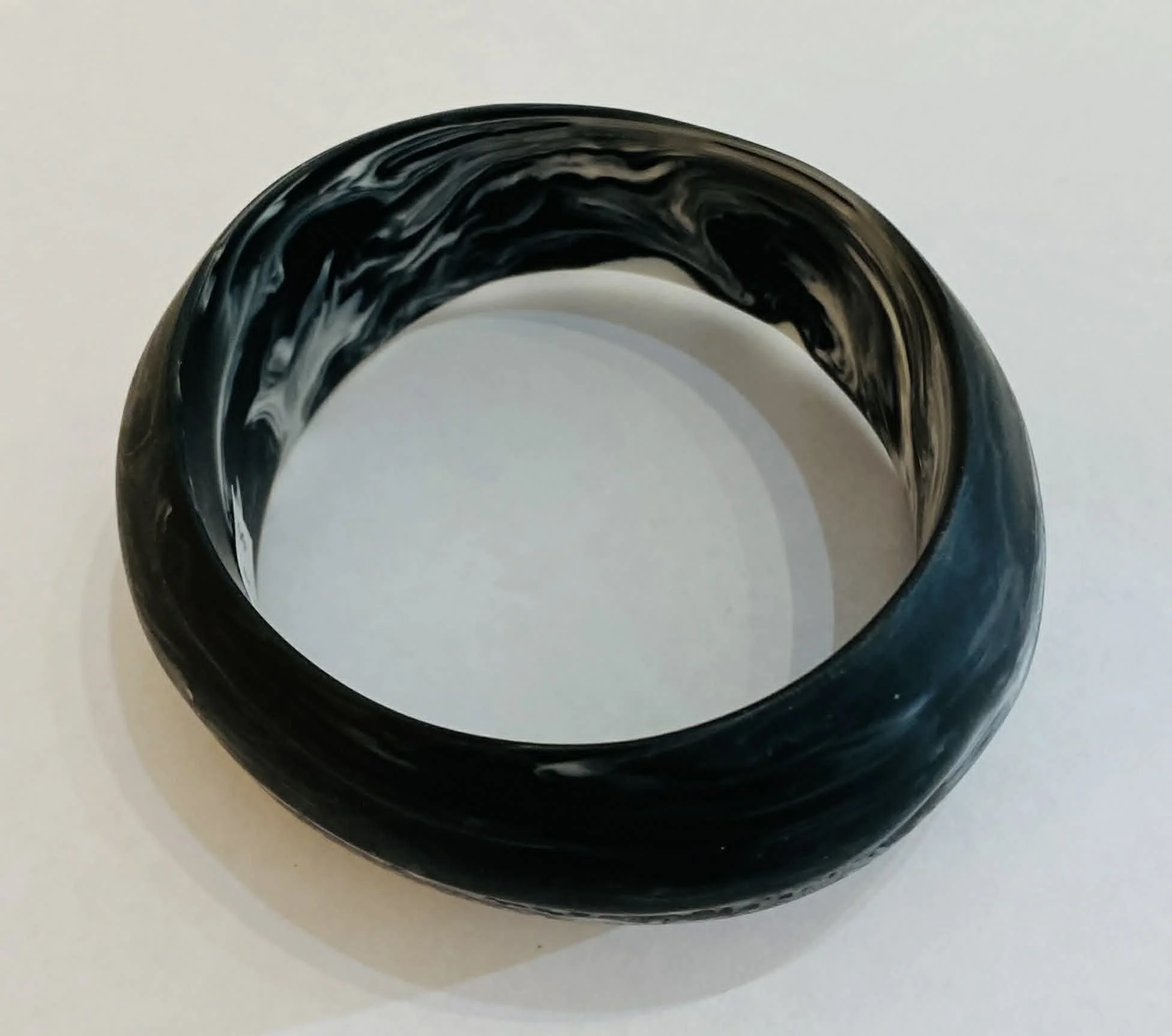 resin bangle  - black
