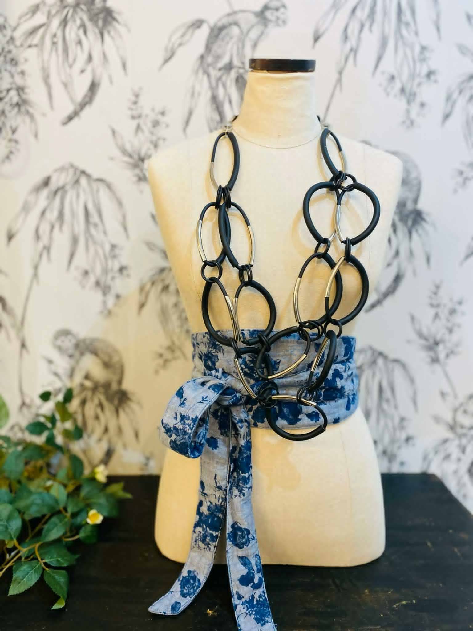 obi blue floral 4.jpg