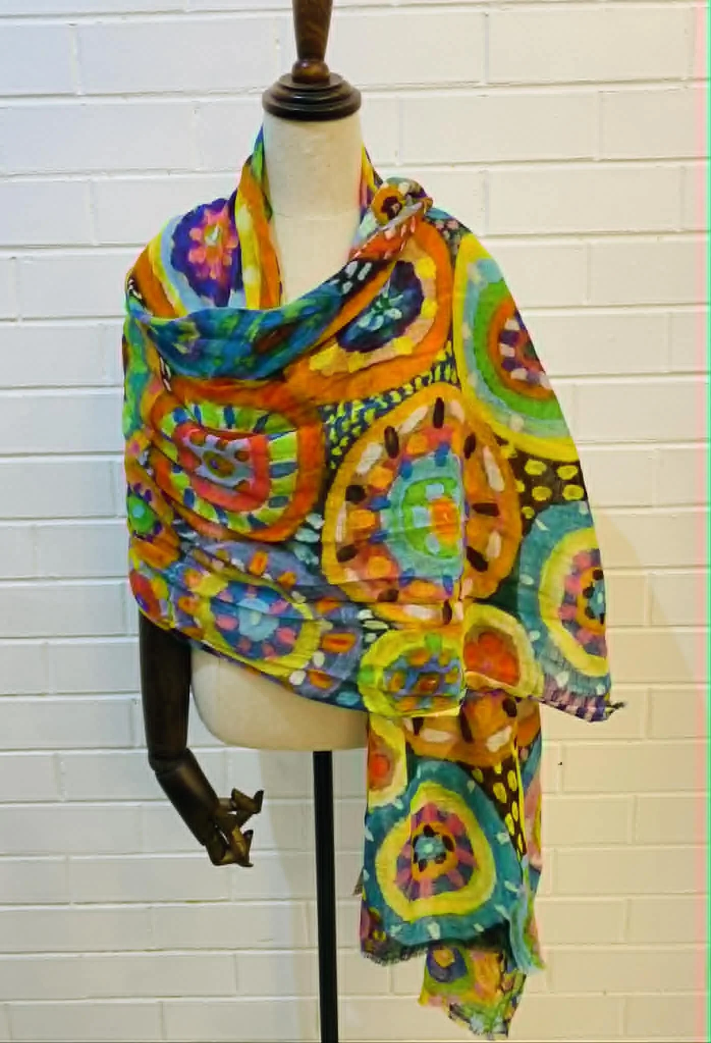 party day scarf