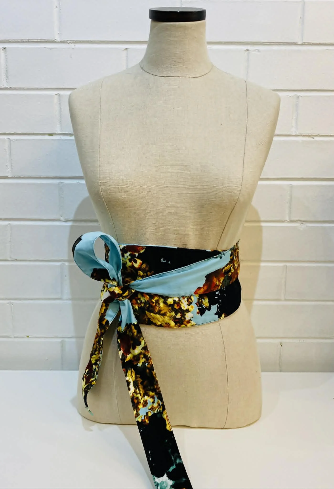 obi belt - aqua base floral