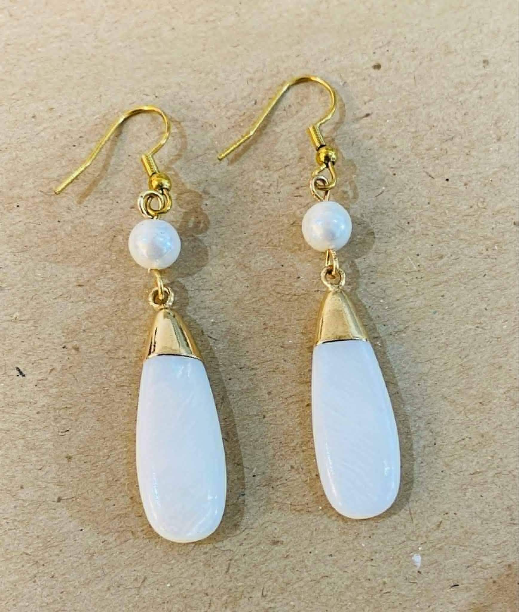 earrings shel 2.jpg