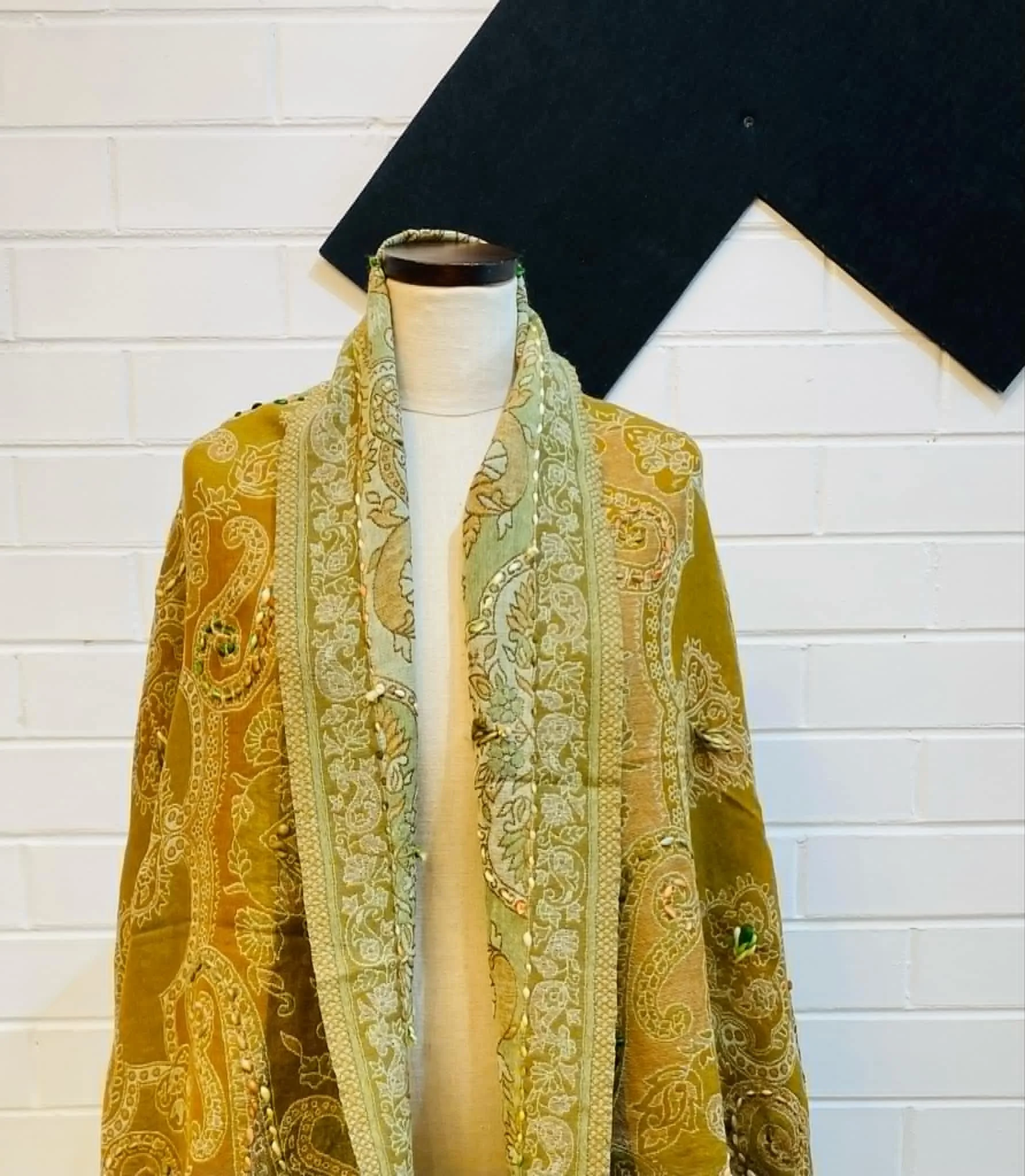 yellow scarf.jpg