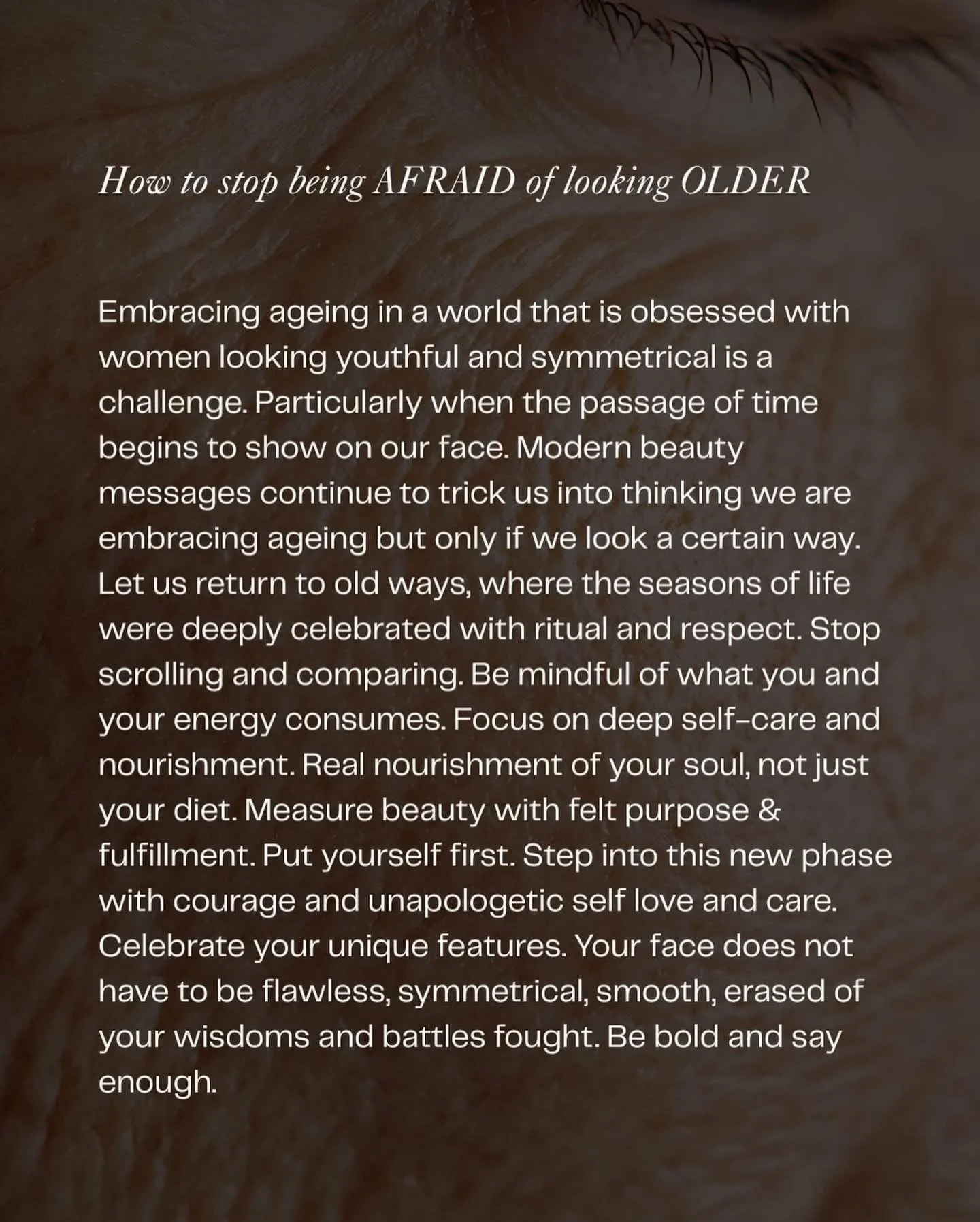 Women wearing their wisdom on their face id the real flex and I truly believe we need to stop being afraid of looking older ✌🏻 

Embracing ageing in a world that is obsessed with women looking youthful and symmetrical is a challenge. Particularly wh