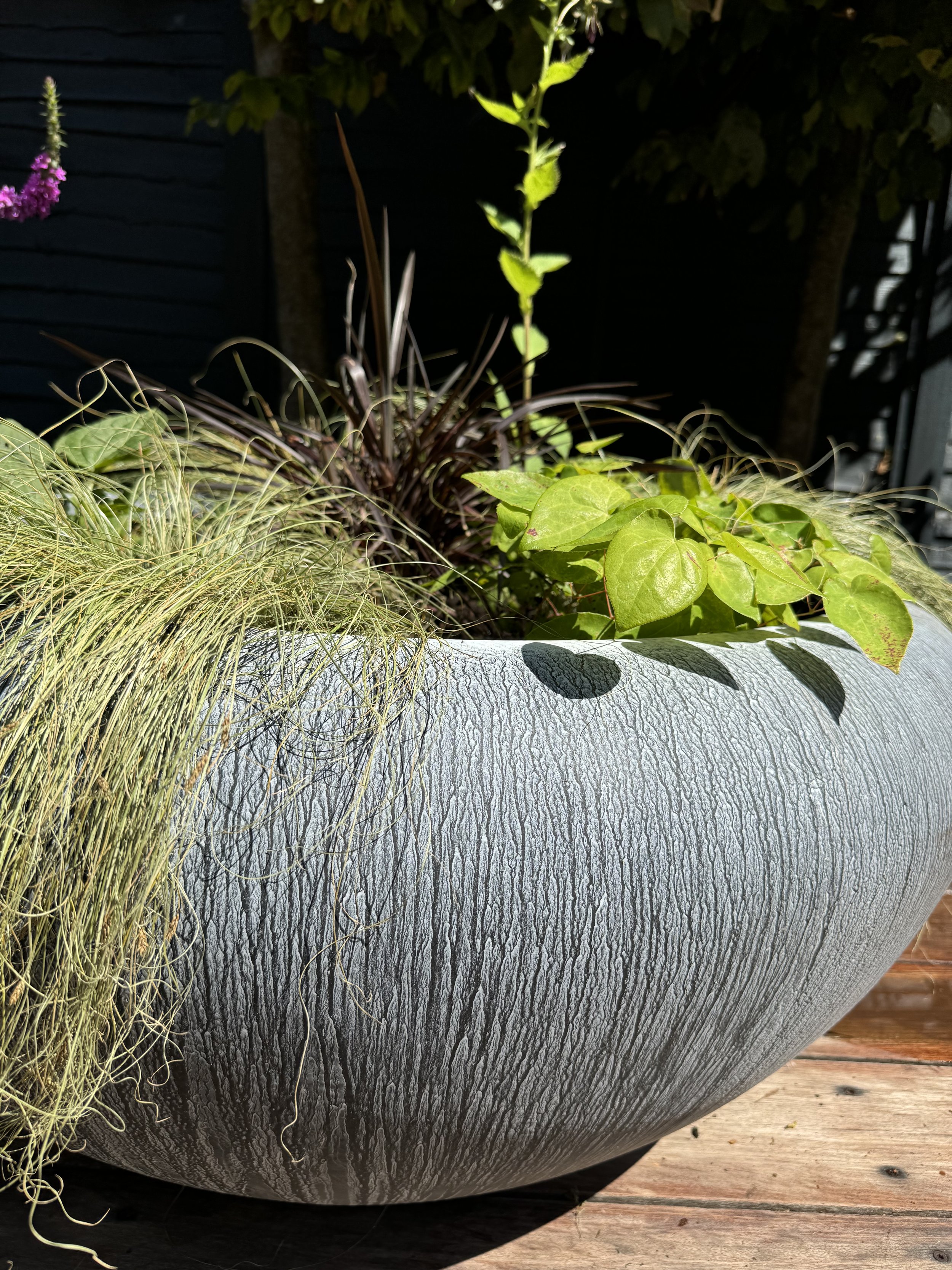 Stylish planter in 'Antique Lead' finish
