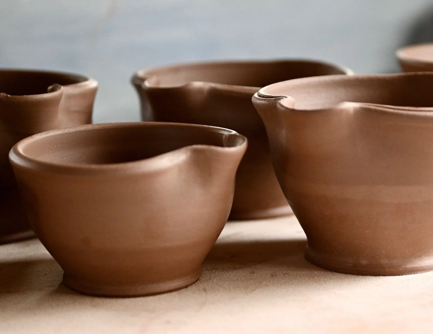 On the work table, fresh handles on batter bowls! Haven&rsquo;t made these in a couple of years, but I will have them this year on the 22nd annual @asparagusvalleypotterytrail 
Come see us here in western Massachusetts April 25-26. My guest potters t
