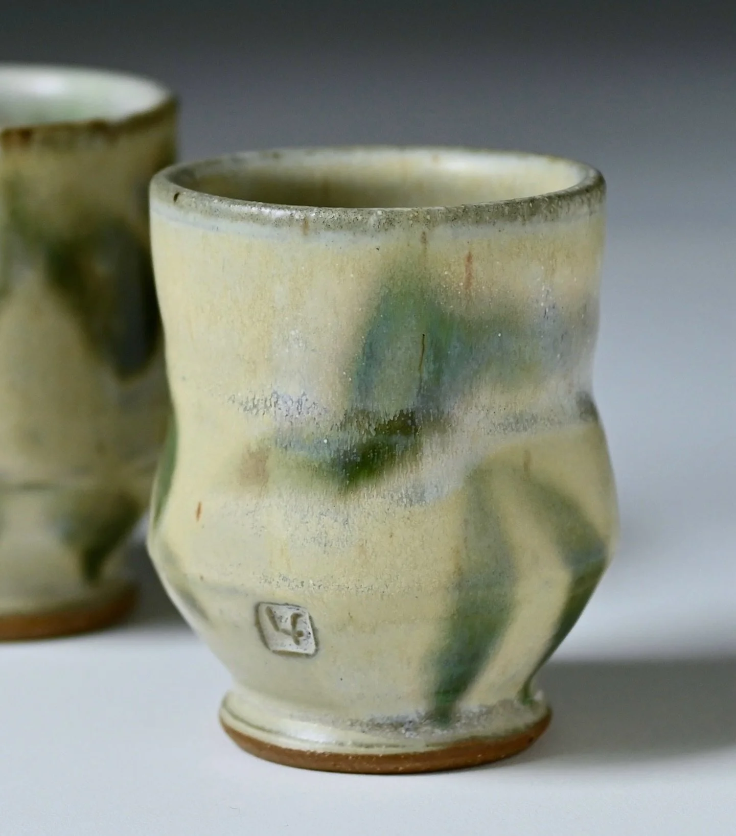 Just look at what layered glazes can do. I tell ya every time I open the kiln it&rsquo;s magical. How lucky I am to be a potter and to share this with you all. 
If you&rsquo;re in western Massachusetts this weekend  I hope you can stop by, say 👋🏼 a