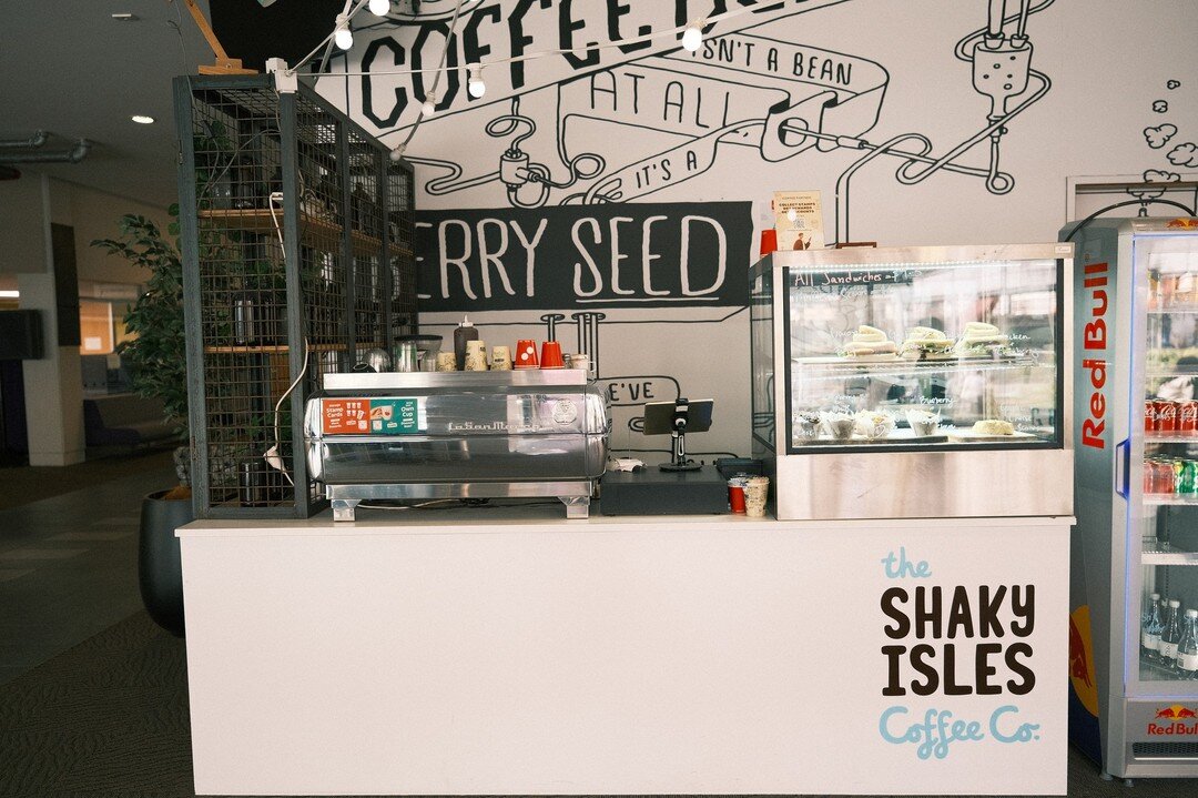 Did you hear the news? 
Shaky Isles in the Engineering building has launched. You can now scan your EasyCup at both Shaky Isles branches at the University of Auckland to earn rewards! 😱

&bull;
&bull;
&bull;
&bull;
&bull;

#coffeecup #coffeeshop #ca