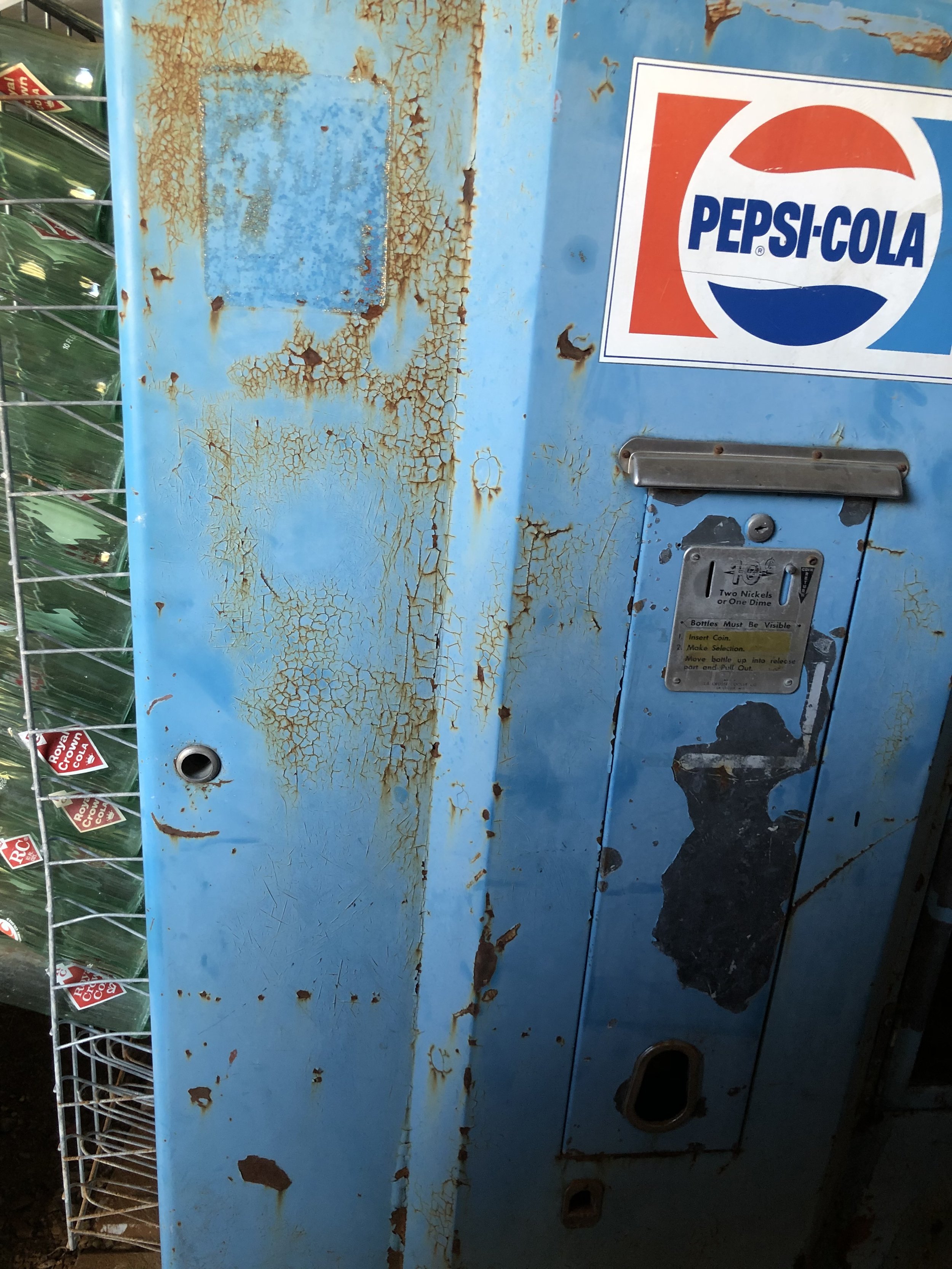 Pesi-Cola Machine