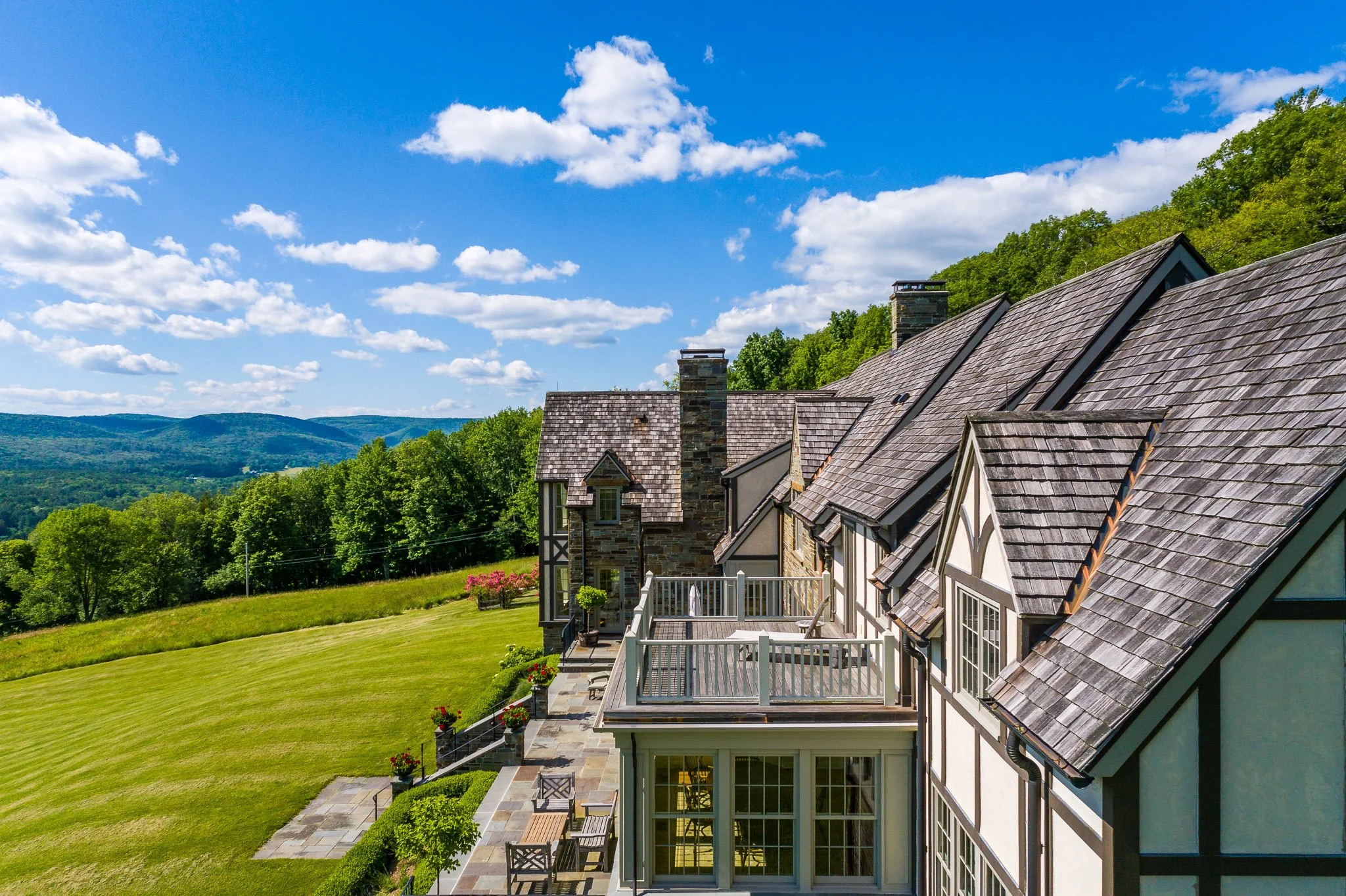 Screen - 30 East Rd Alford MA 01266-0099.jpg