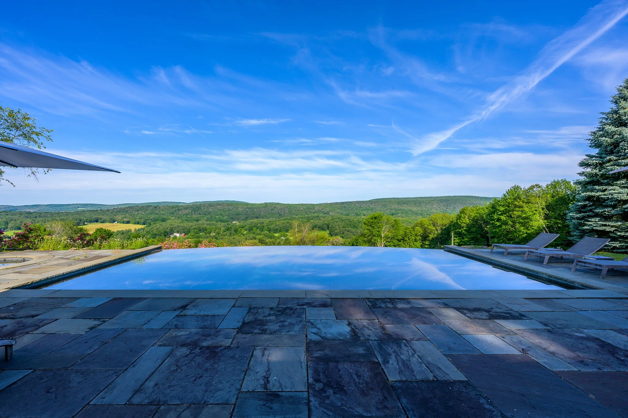 Screen - 30 East Rd Alford MA 01266-0706.jpg