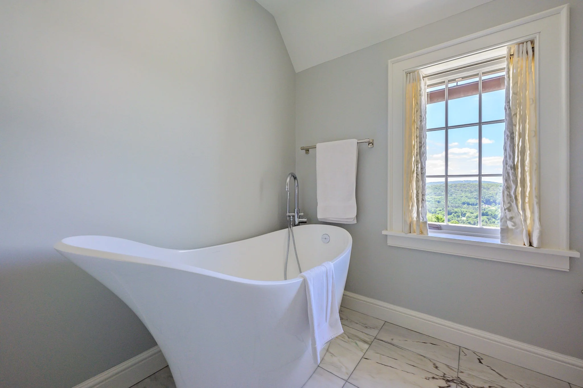 Screen - 30 East Rd Alford MA 01266-8800.jpg