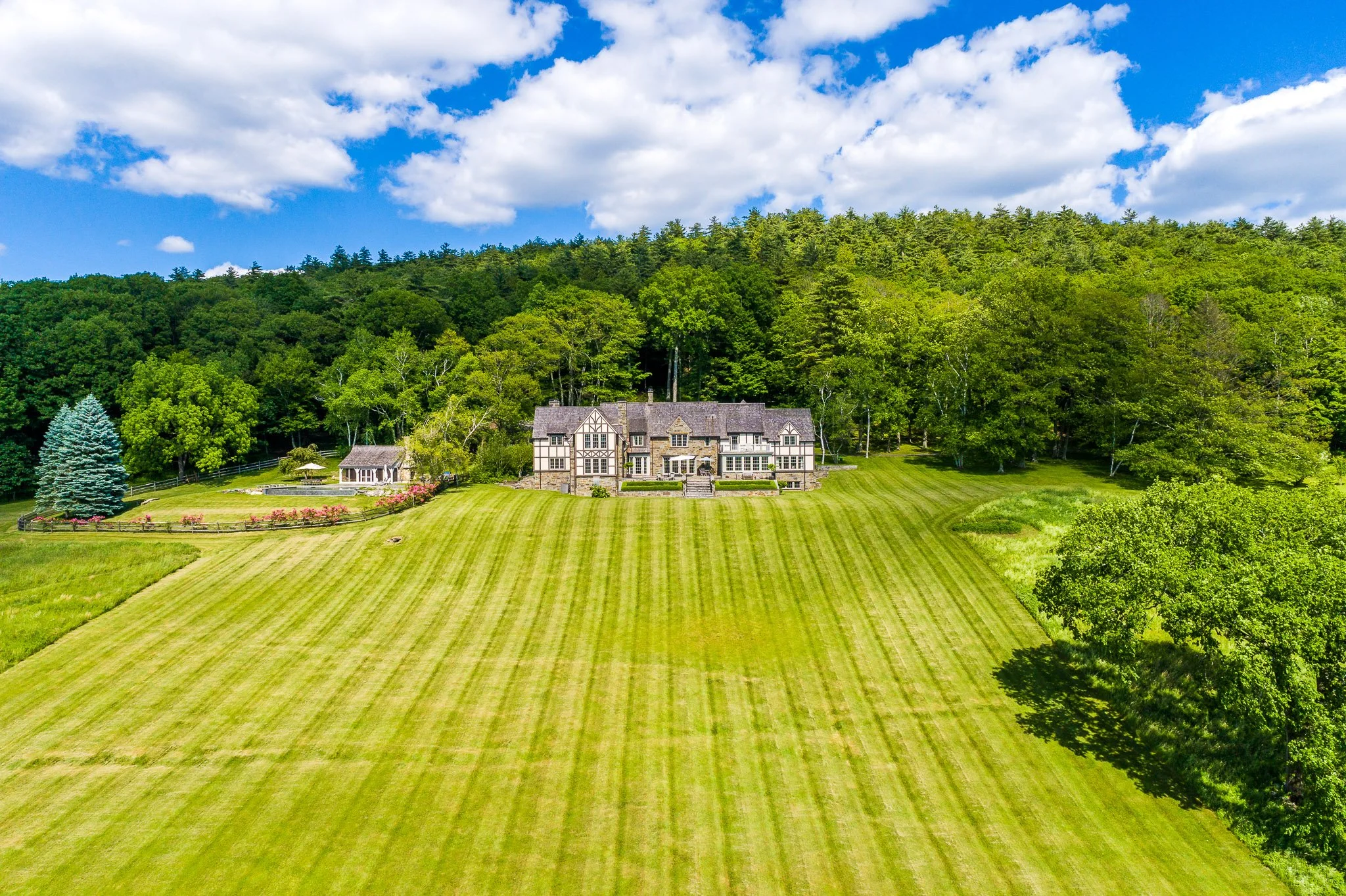 Screen - 30 East Rd Alford MA 01266-0077.jpg