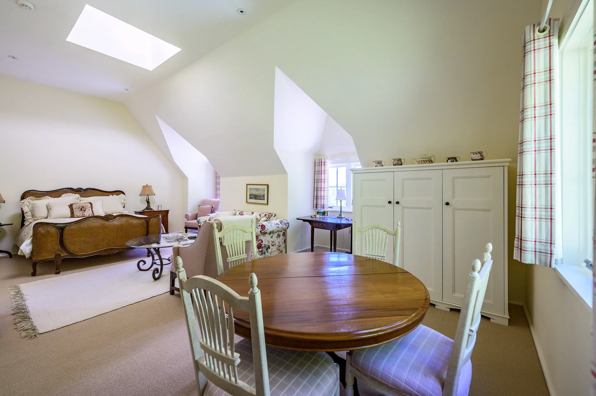 Screen - 30 East Rd Alford MA 01266-8890.jpg