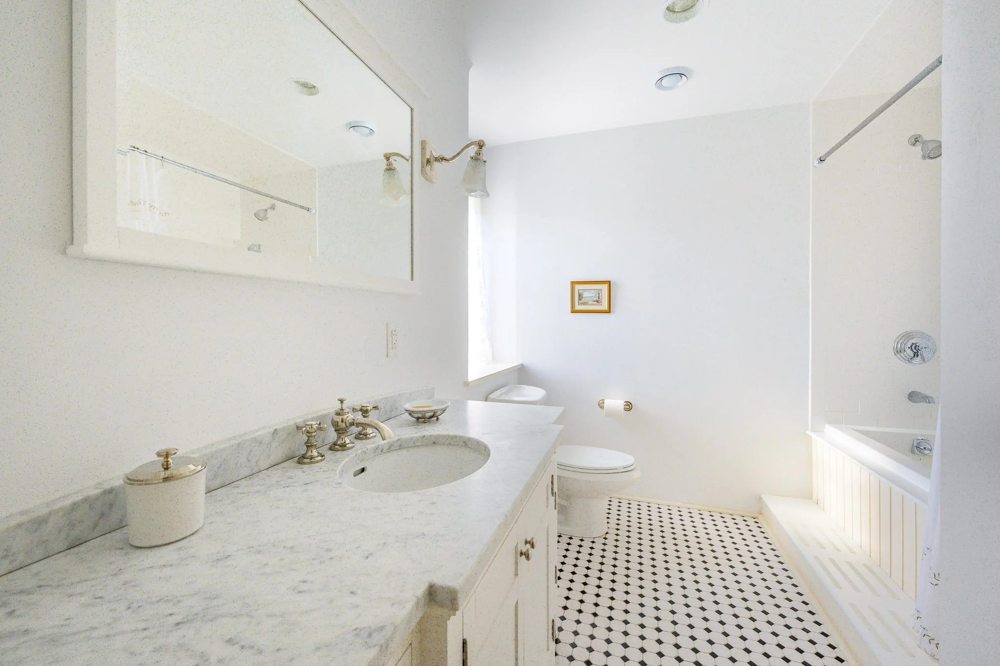 Screen - 30 East Rd Alford MA 01266-9243.jpg