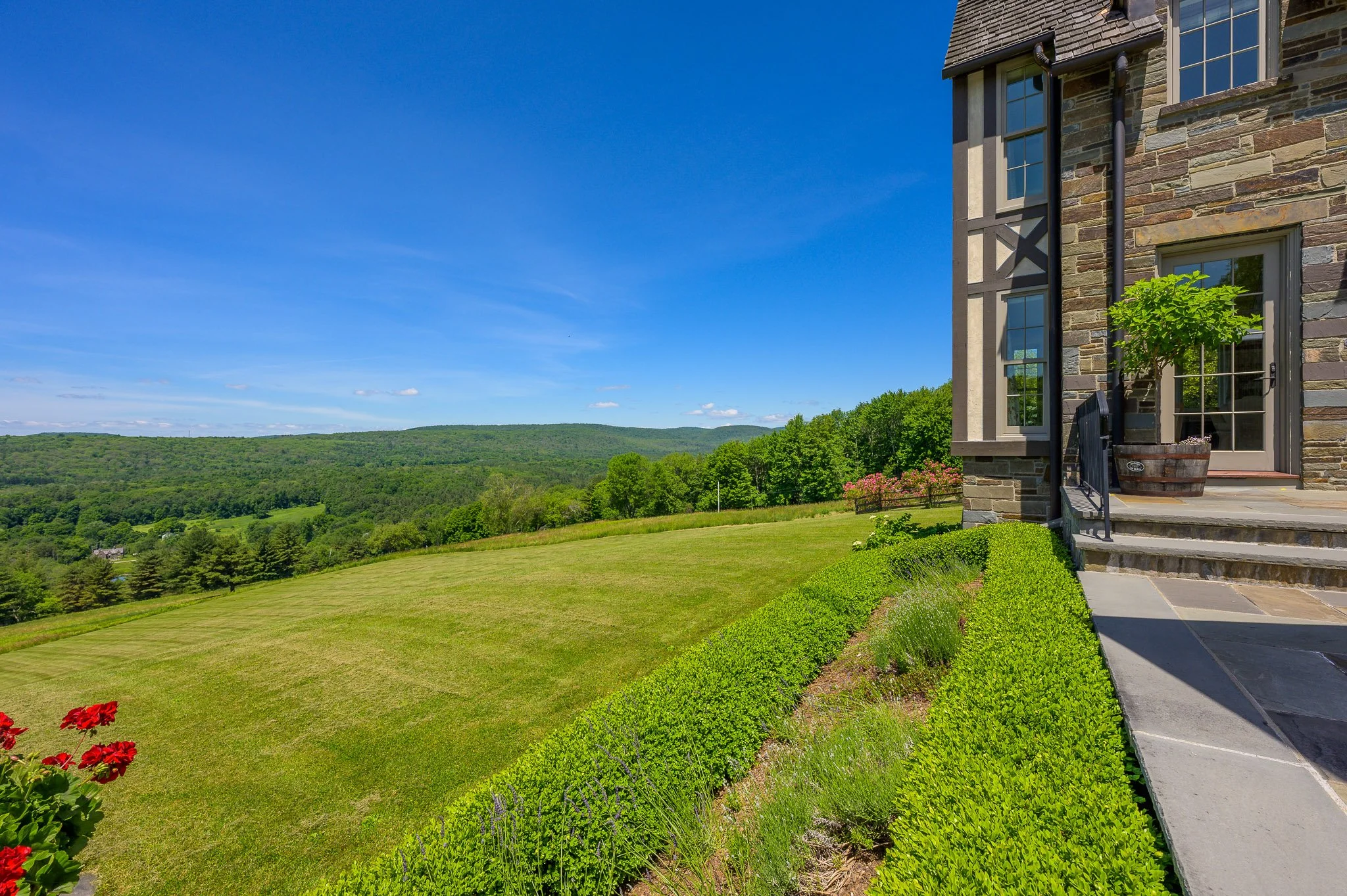 Screen - 30 East Rd Alford MA 01266-8458.jpg