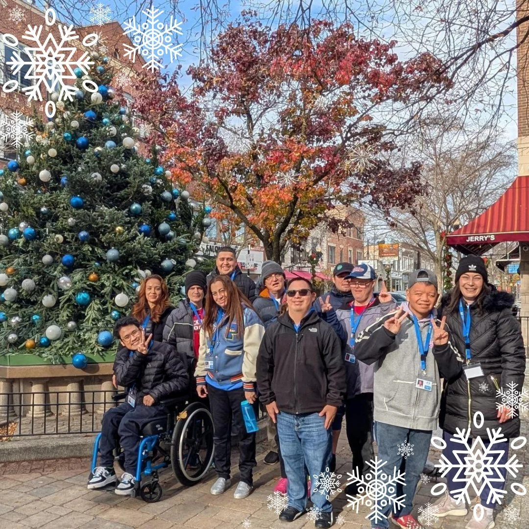 While Dorothy's will be closed this weekend, we wanted to give a shout out to all our fellow Lincoln Square and Ravenswood businesses participating in #SmallBusinessSaturday organized by @lsrcc_chicago 🎄

Make sure to get out to the square and beyon