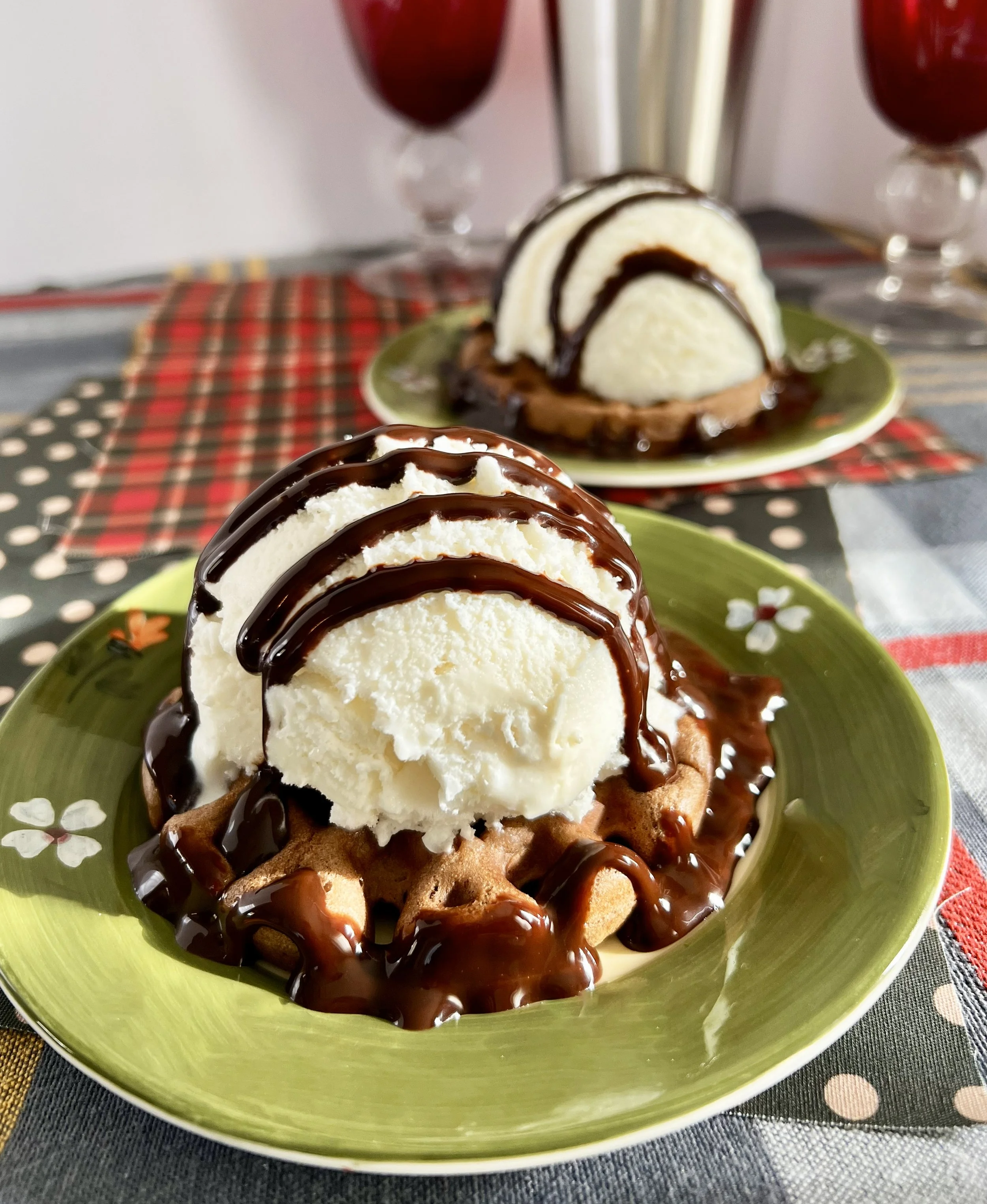 hot chocolate mini waffle dessert 3.jpg