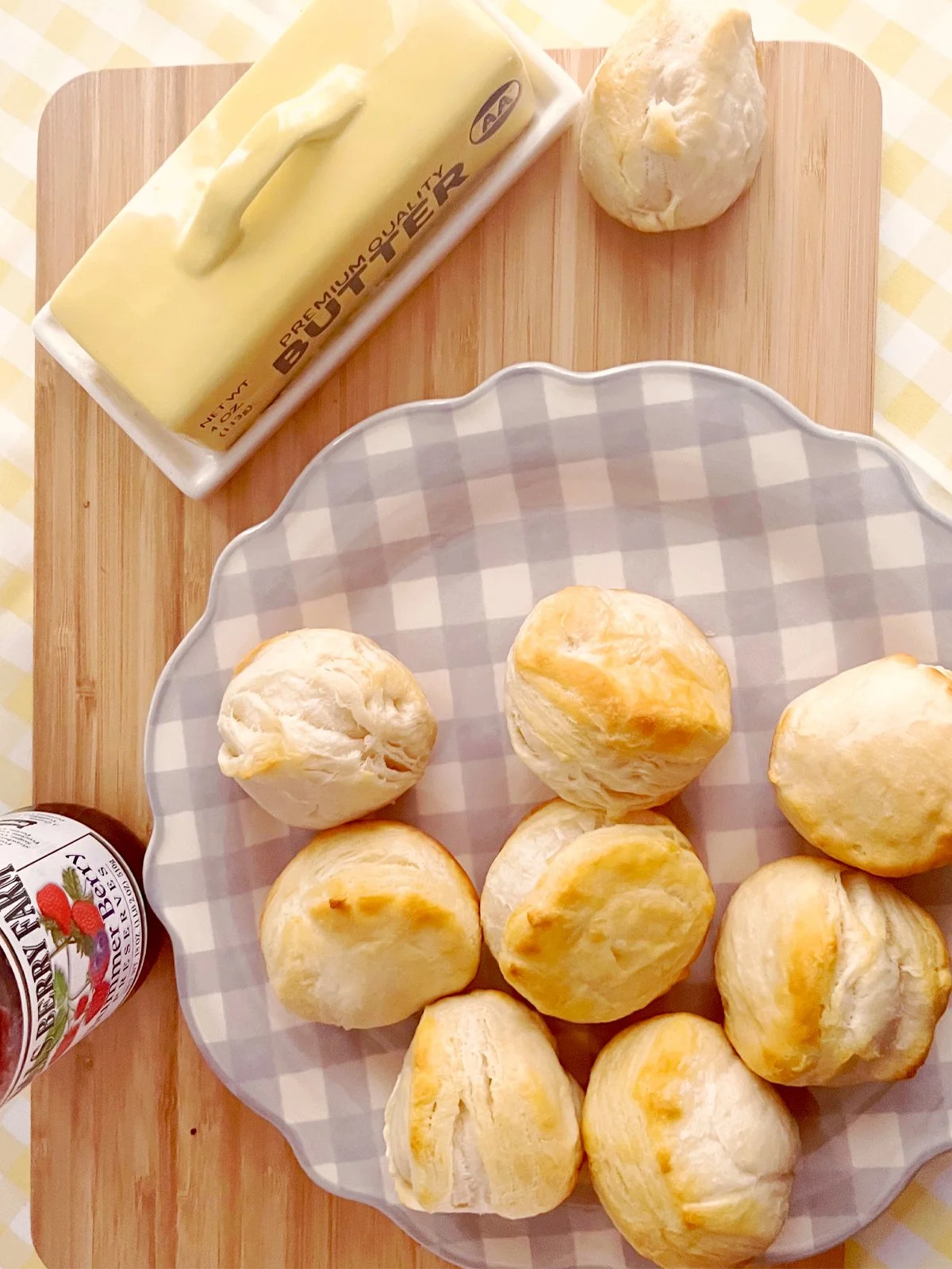 flat lay of biscuits