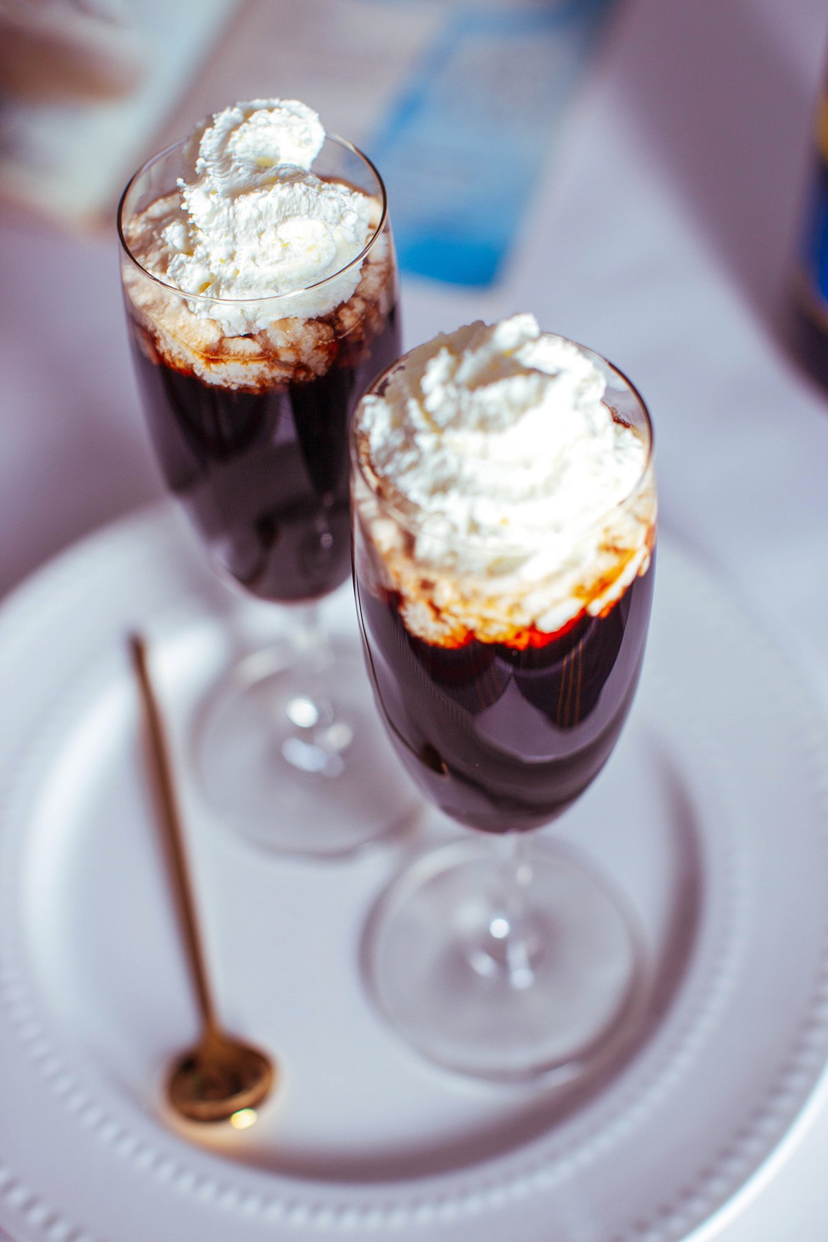 2 coffee alexanders in wine glass