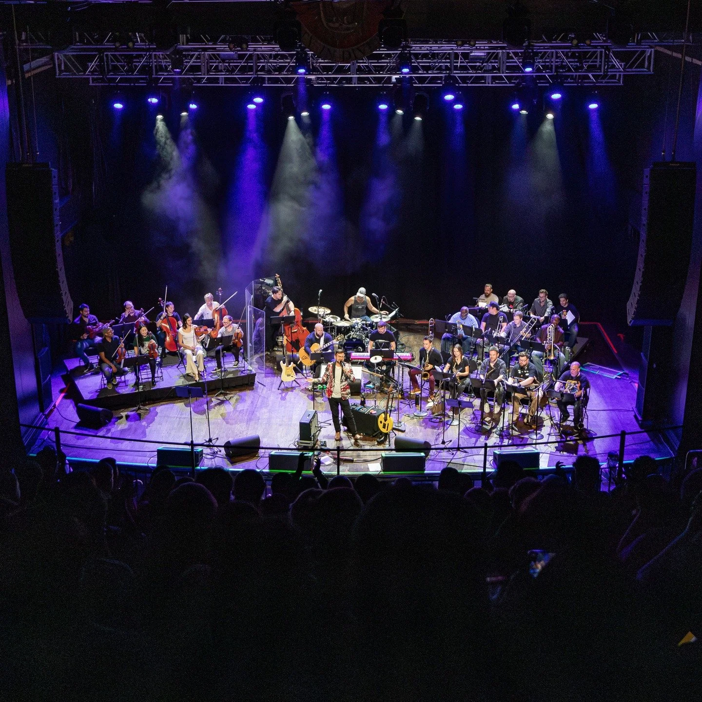 #TBT to last Thursday in Dallas! 🎺🎮✨
What an unforgettable night &mdash; an incredible crowd, big energy, and video-game jazz at full blast. Thanks to everyone who came out and celebrated with us.

Already counting down to the next one. ❤️

📸 Phot