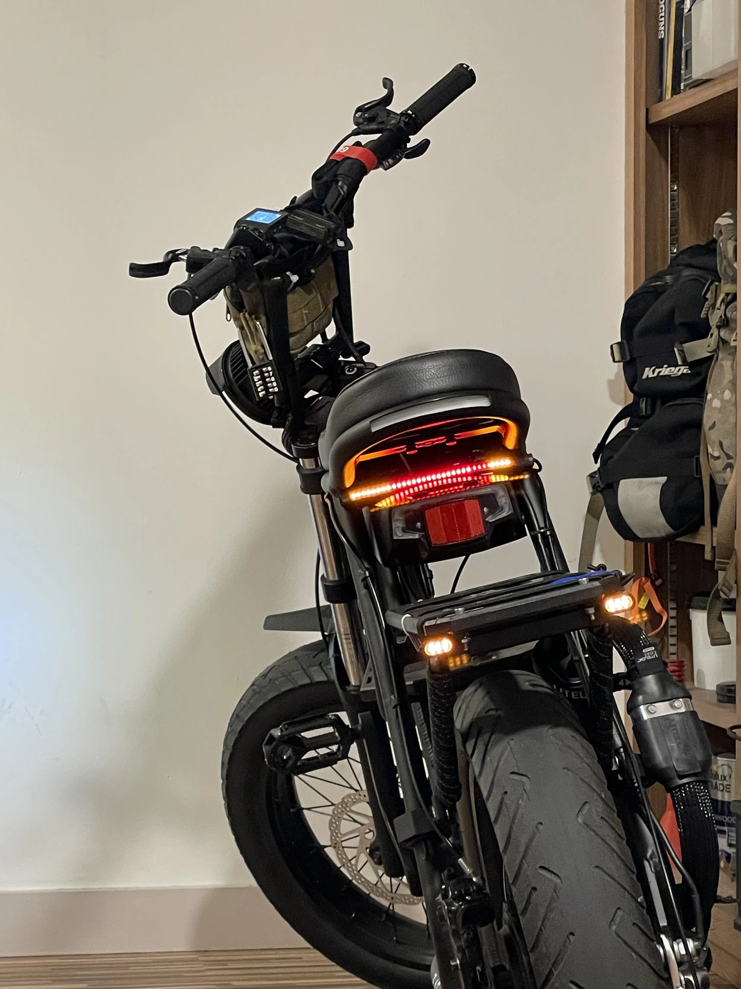 MODERN CARGO BIKE