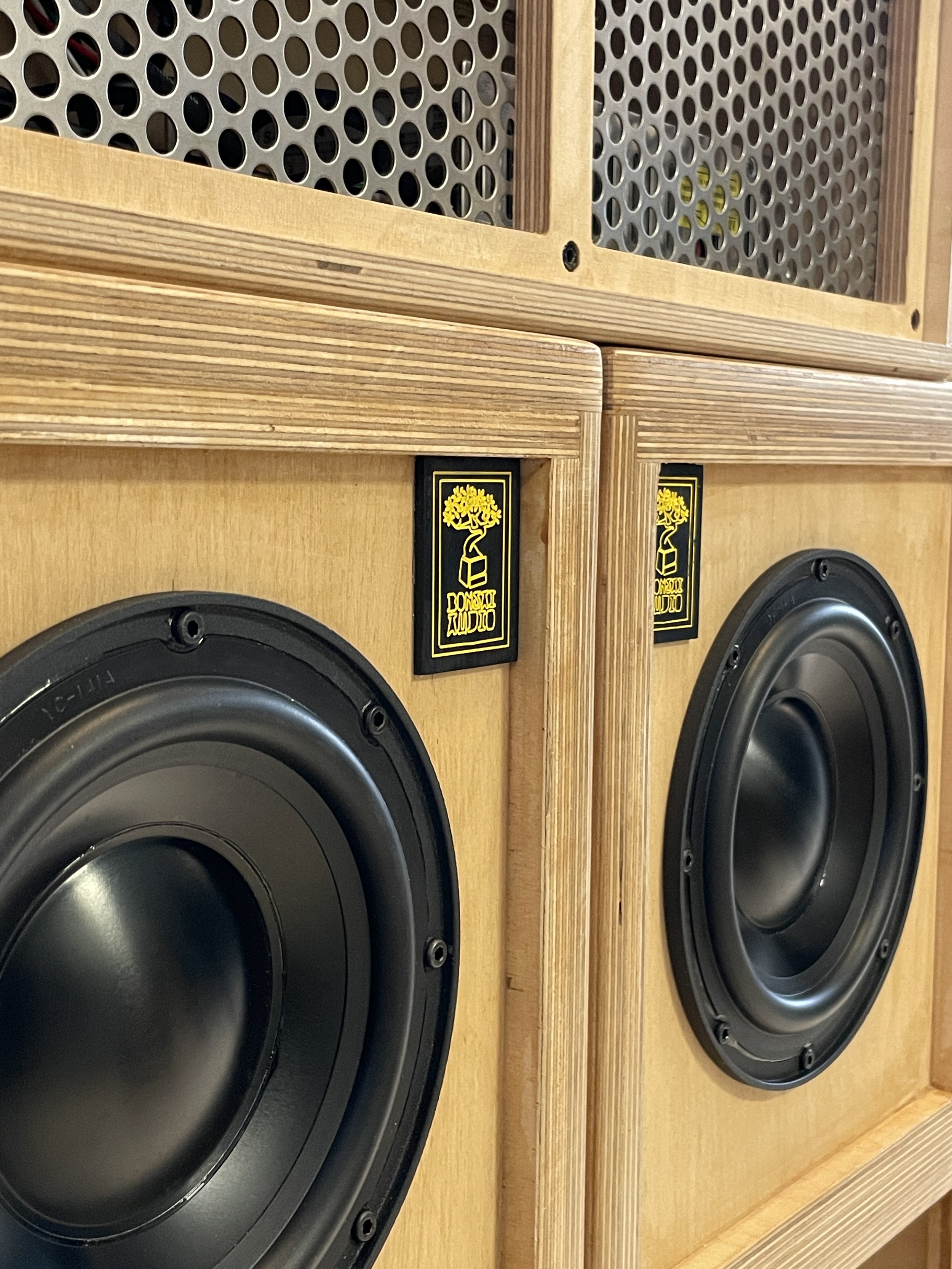 DOUBLE 6.5 INCH SCOOP SUBWOOFER