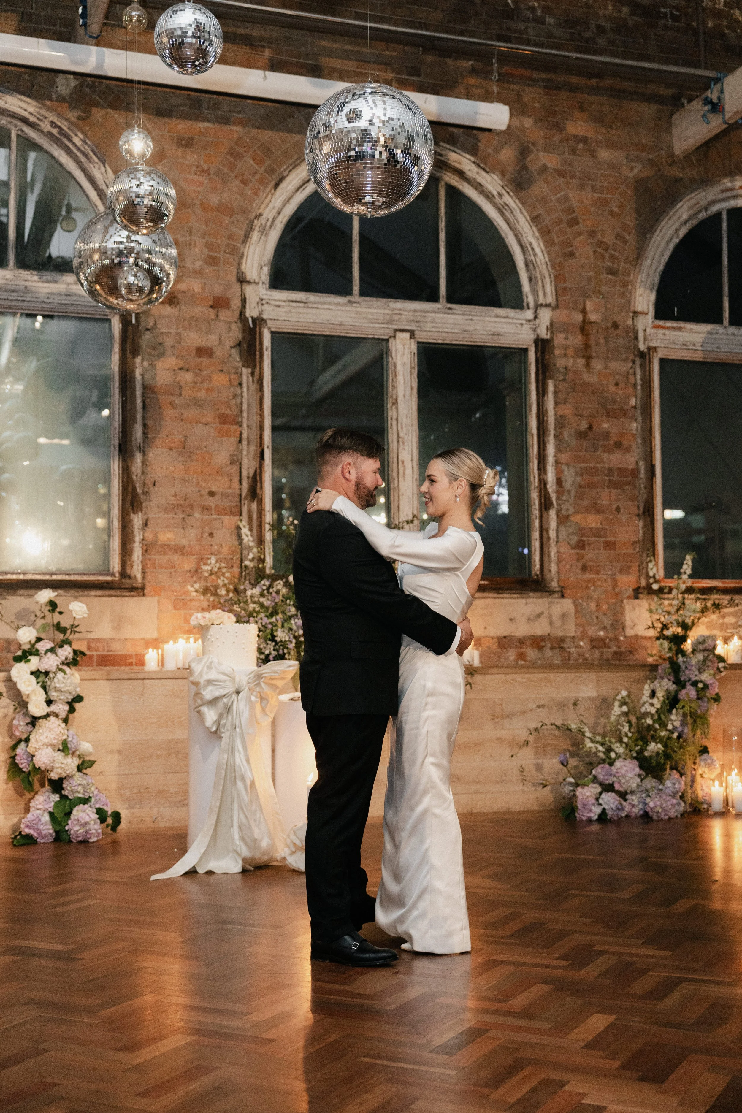 Sophie + Scott - Sneak Peak-59.jpg