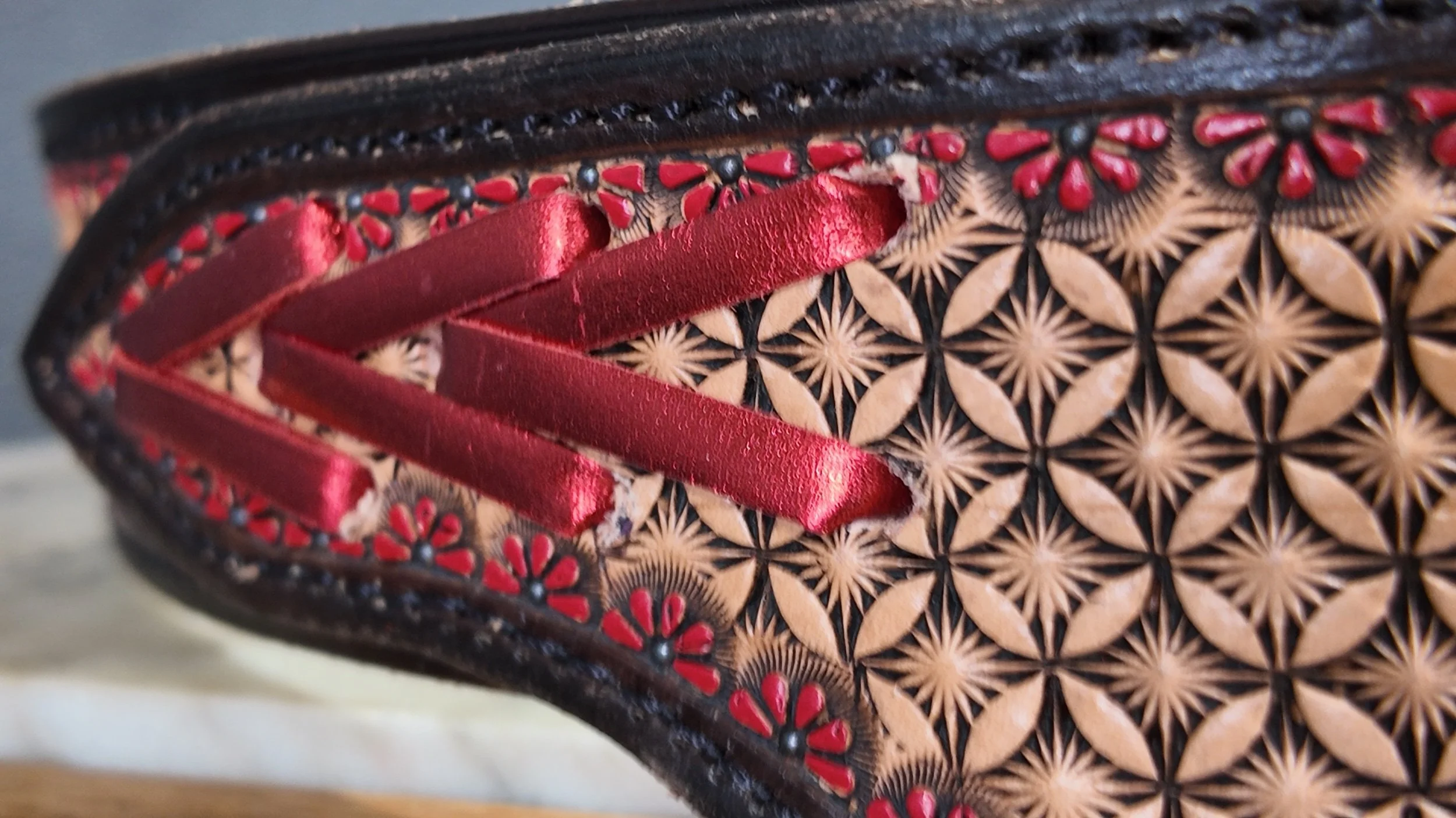 red metallic kangaroo lace hand painted details geometric tooling chinks