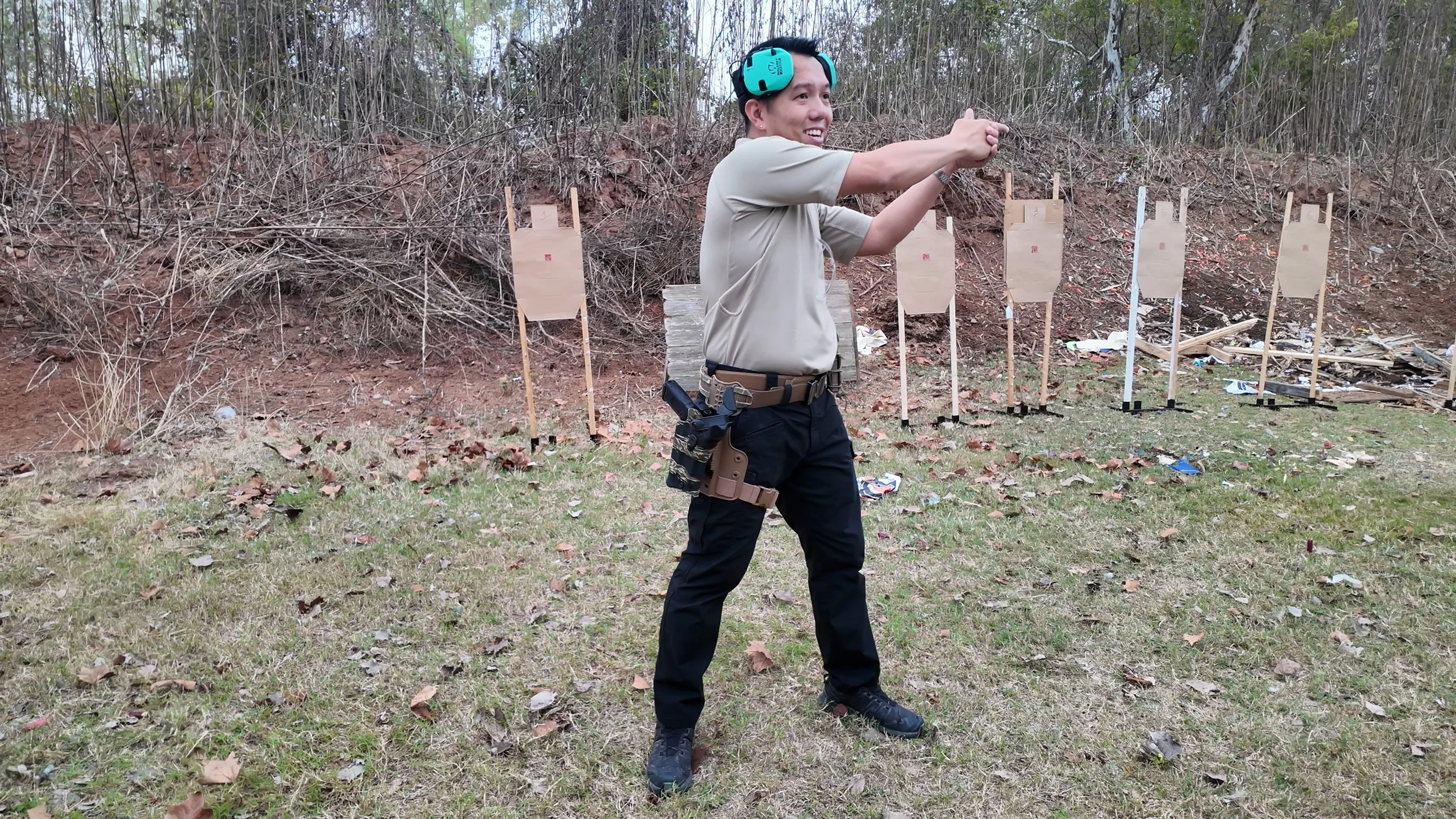 07 Tang Nguyen - Stand 1 RAW 00_00_32.33.jpg