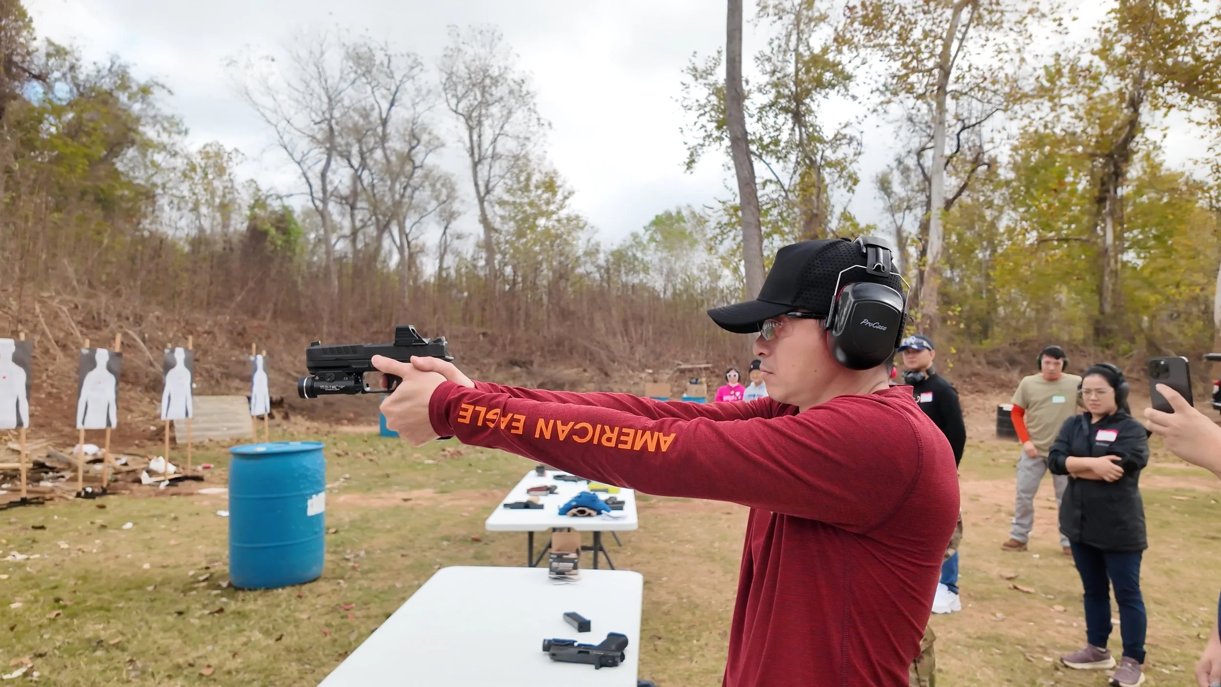 17 Vu and Khai - Final RAW 00_02_54.87.jpg