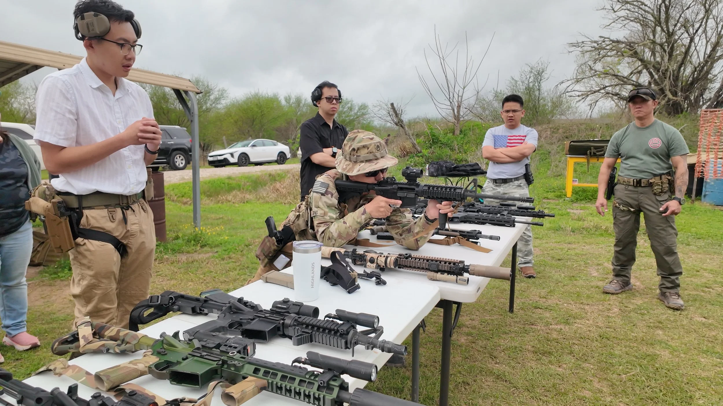 26 Nguyen Tang - Shooting Posistions 1 RAW 00_04_32.25.jpg