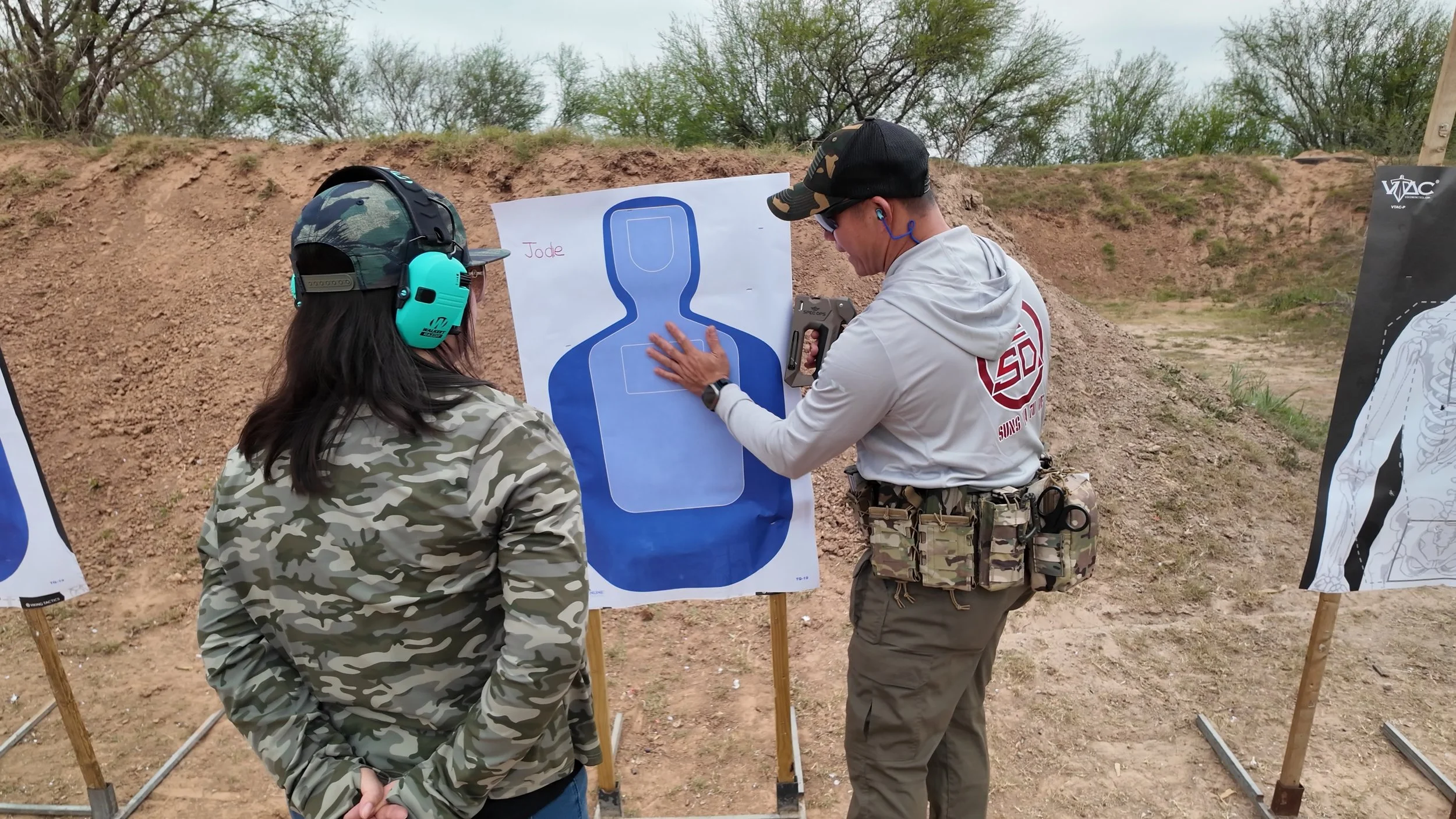 18 Anh Hao explaine Final Drill 1 RAW 00_00_22.89.jpg