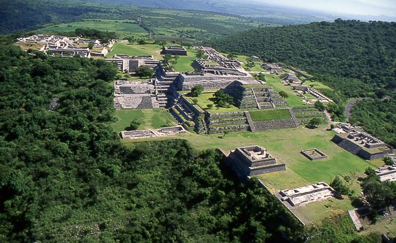 Arq  Xochicalco Morelos042-2.jpg