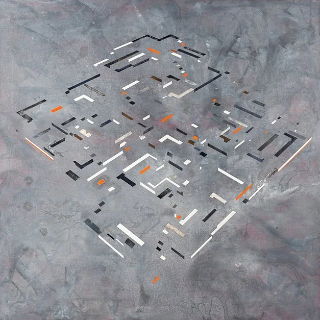 Arte abstracto con líneas y formas geométricas en un fondo gris con detalles en colores oscuros y anaranjados.