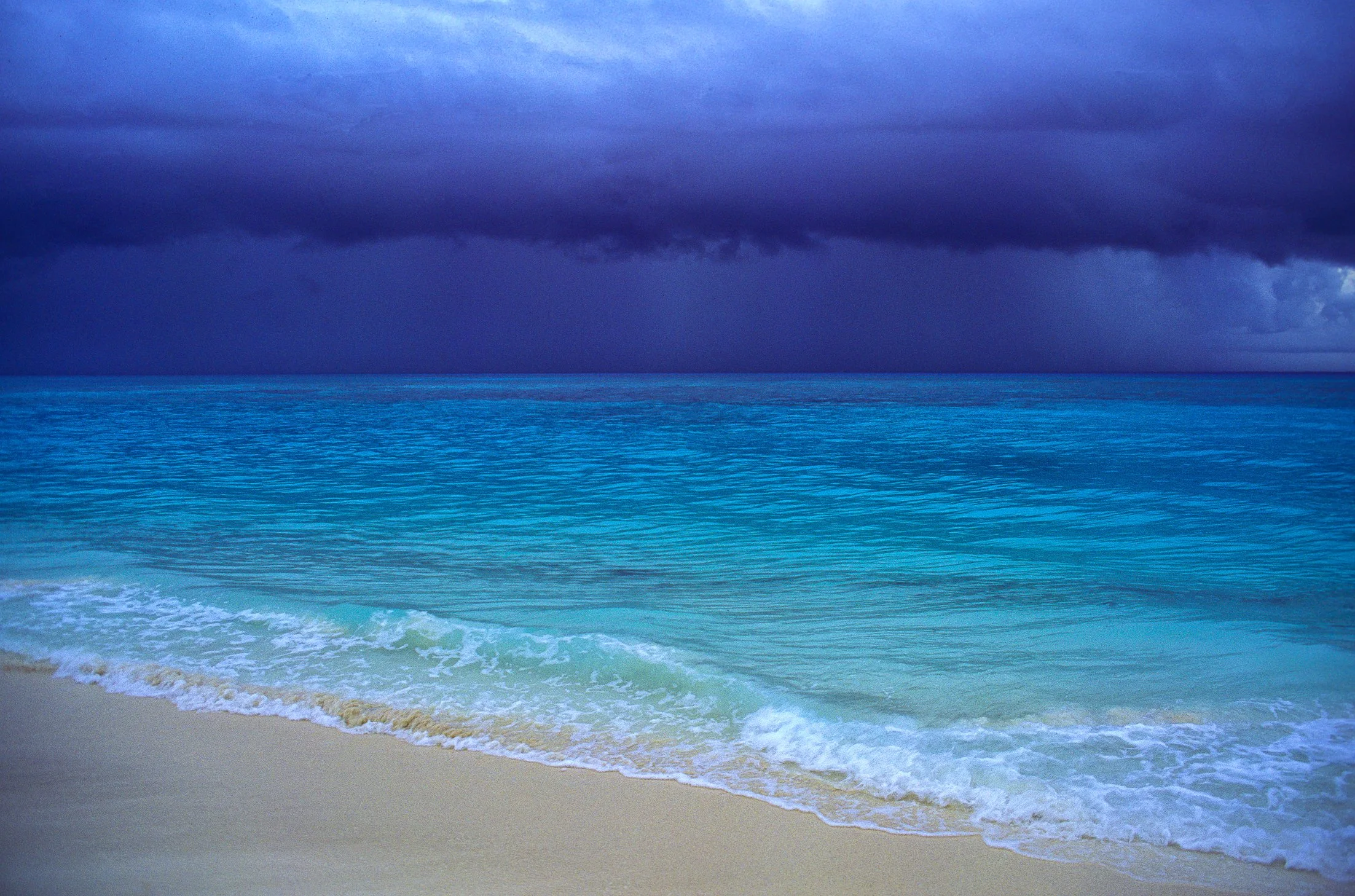14042004-m9 playa del carmen.jpg