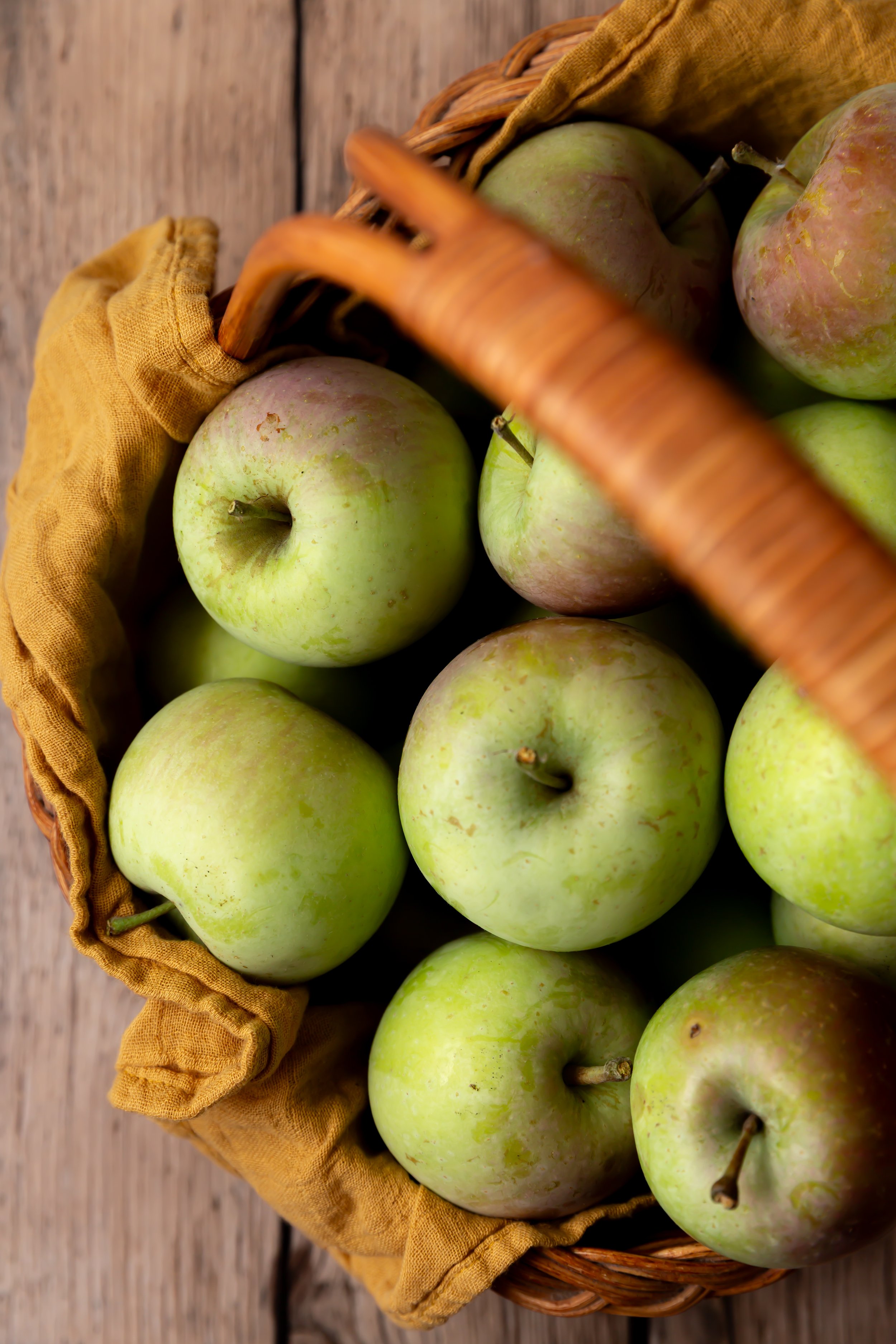 apple-basket-3.jpg