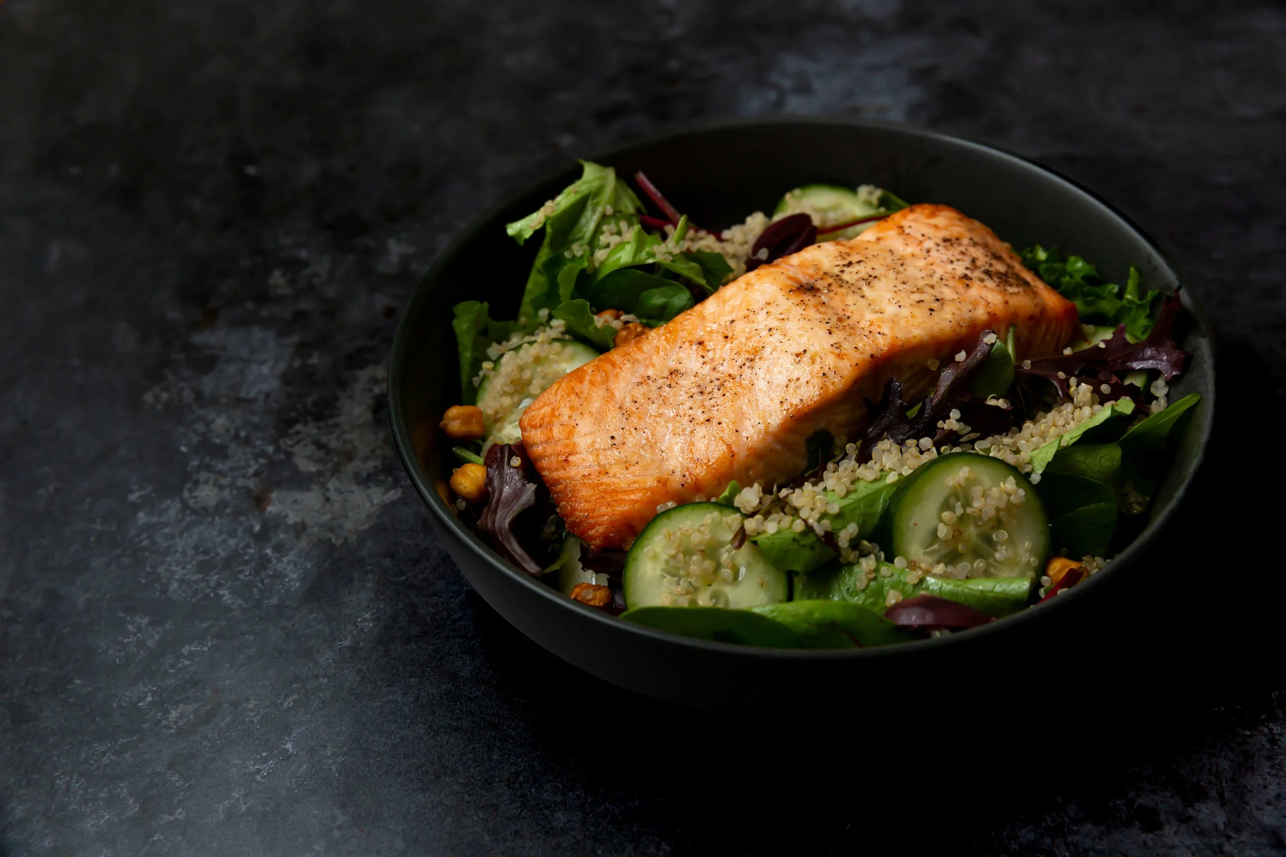 salmon-salad-quinoa-bonus.jpg
