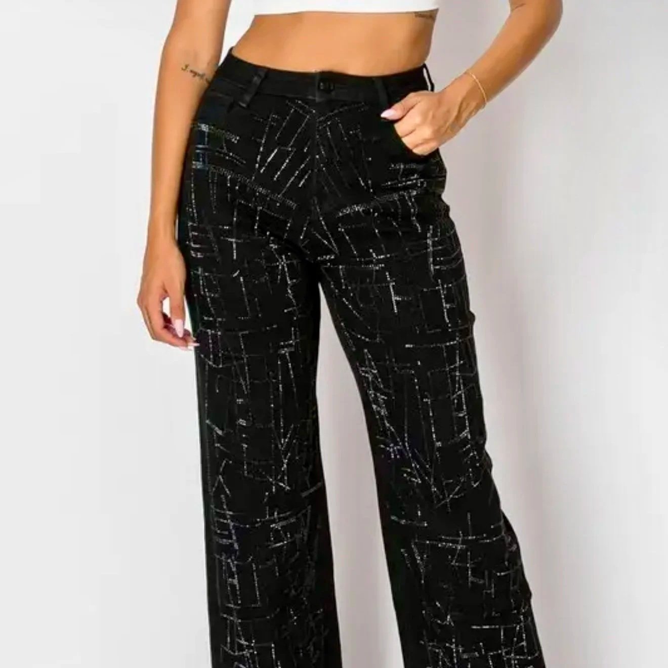 Nina Rossi Jeans - Embellished Straight Cut Black Denim Jeans