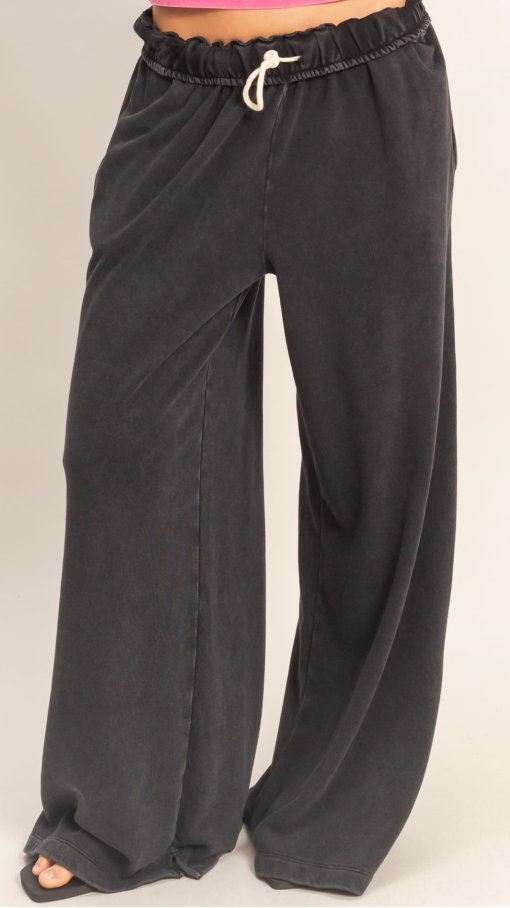 FOLD-OVER WAIST WIDE LEG SWEATPANTS - BLACK