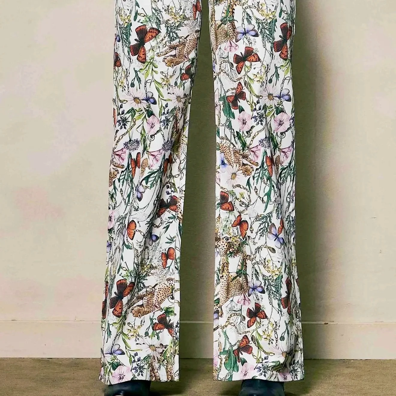 Vibrant M.I.U - Dreamy Floral Wide Leg Jeans